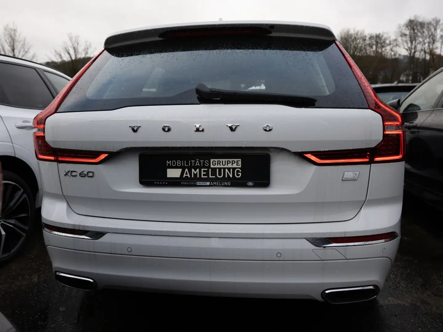 Volvo XC60 T6 Recharge Inscription AWD LED HUD PANO Wit - 2