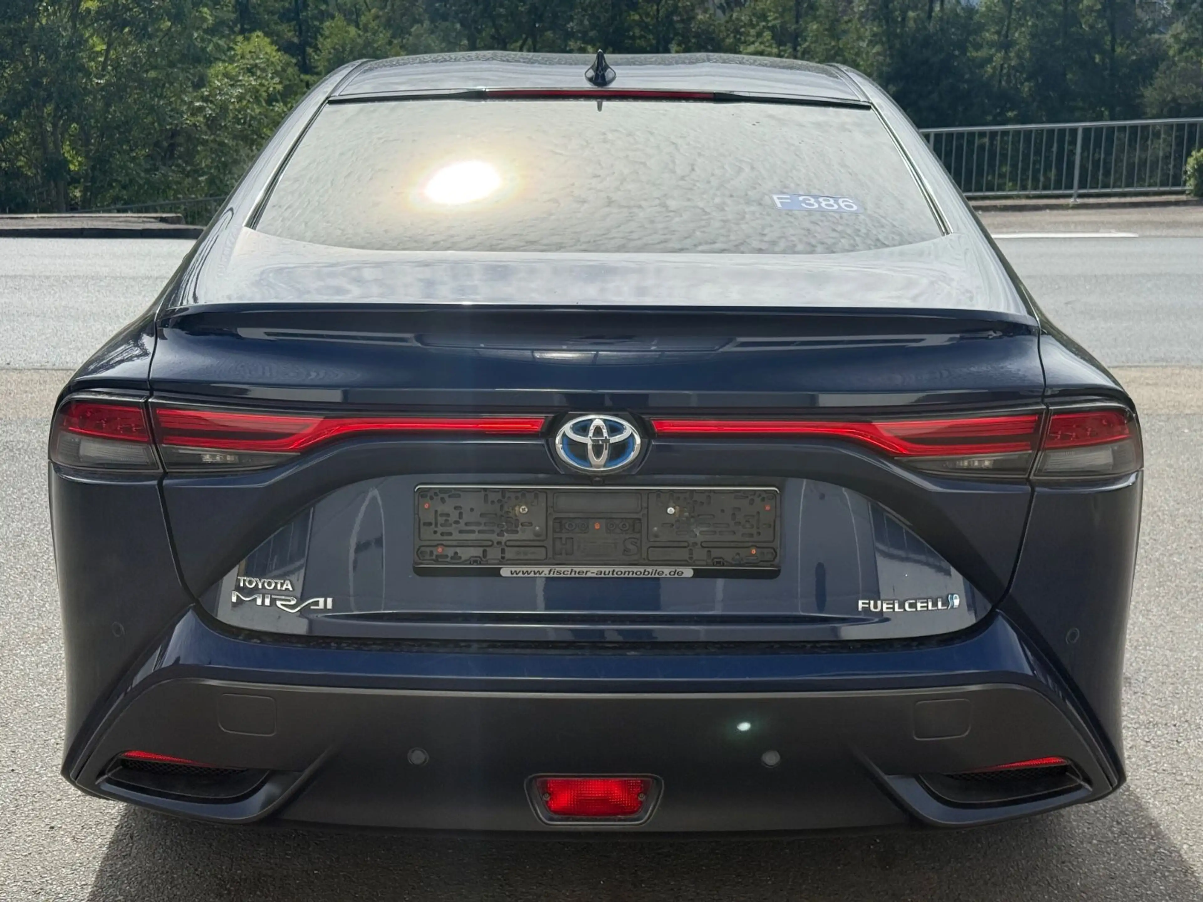 Toyota Mirai Executive Wasserstoff Navi Tempomat 360° — photo 5