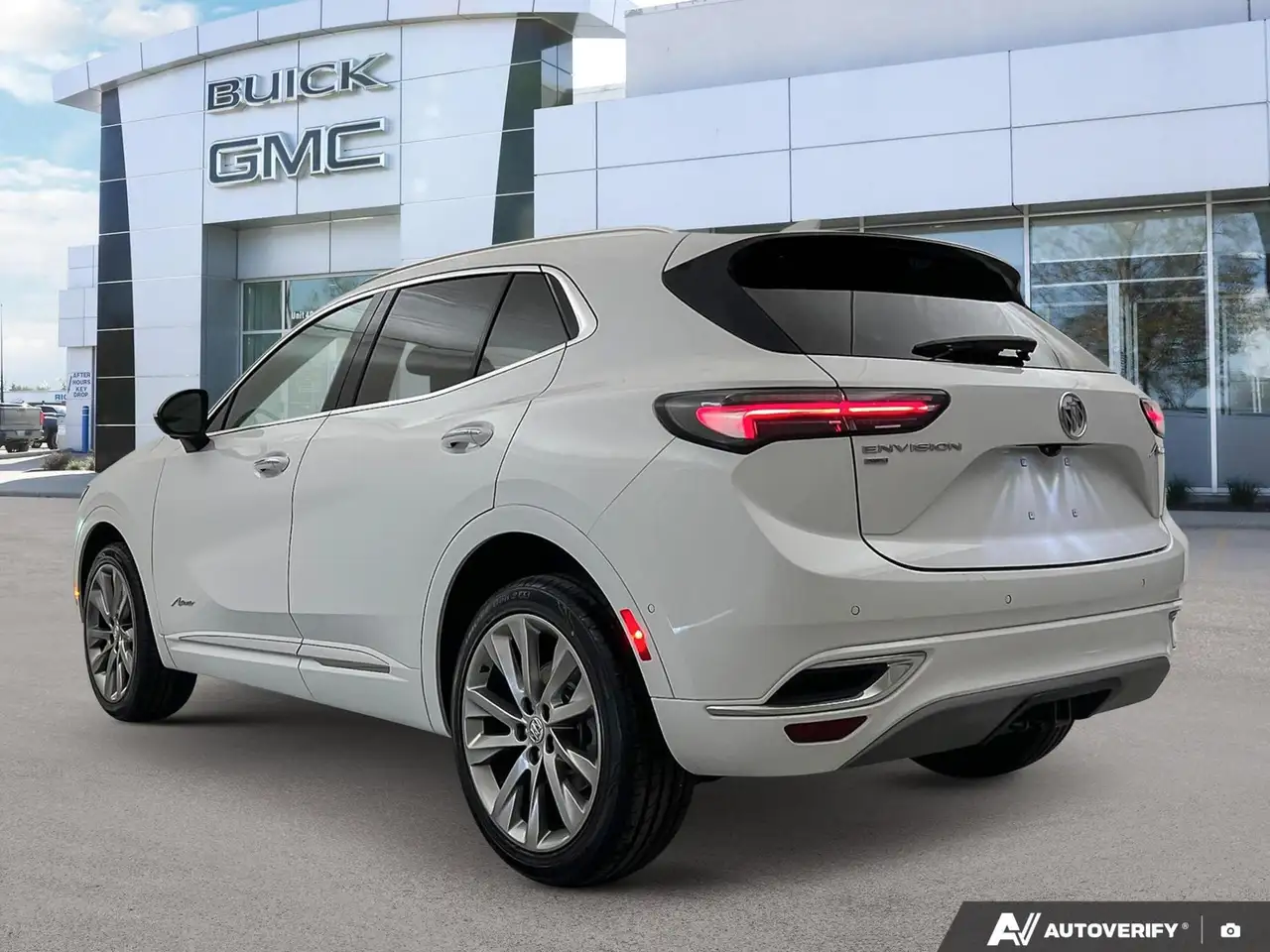 Buick Envision снимка Buick Envision