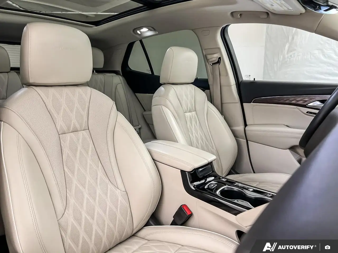 Buick Envision снимка Buick Envision