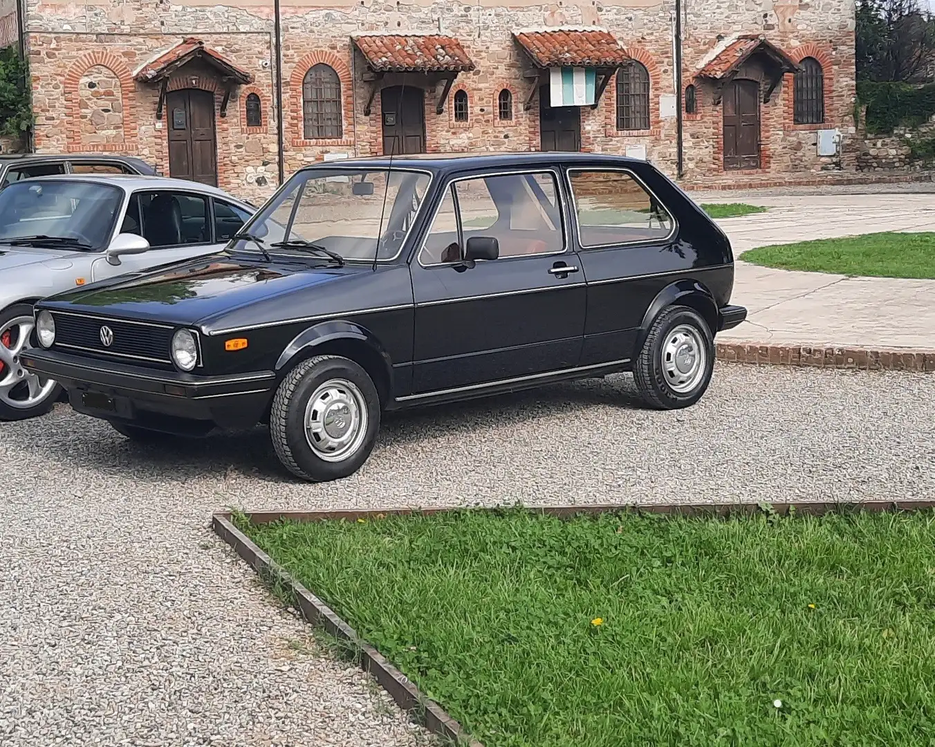 Volkswagen Golf Golf 3p 1.1 GL Чорний - 1