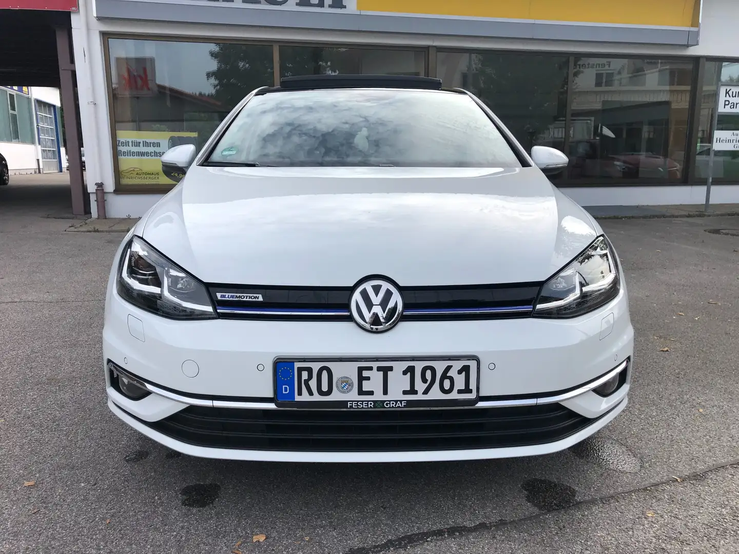 Volkswagen Golf Highline BlueMotion Weiß - 2