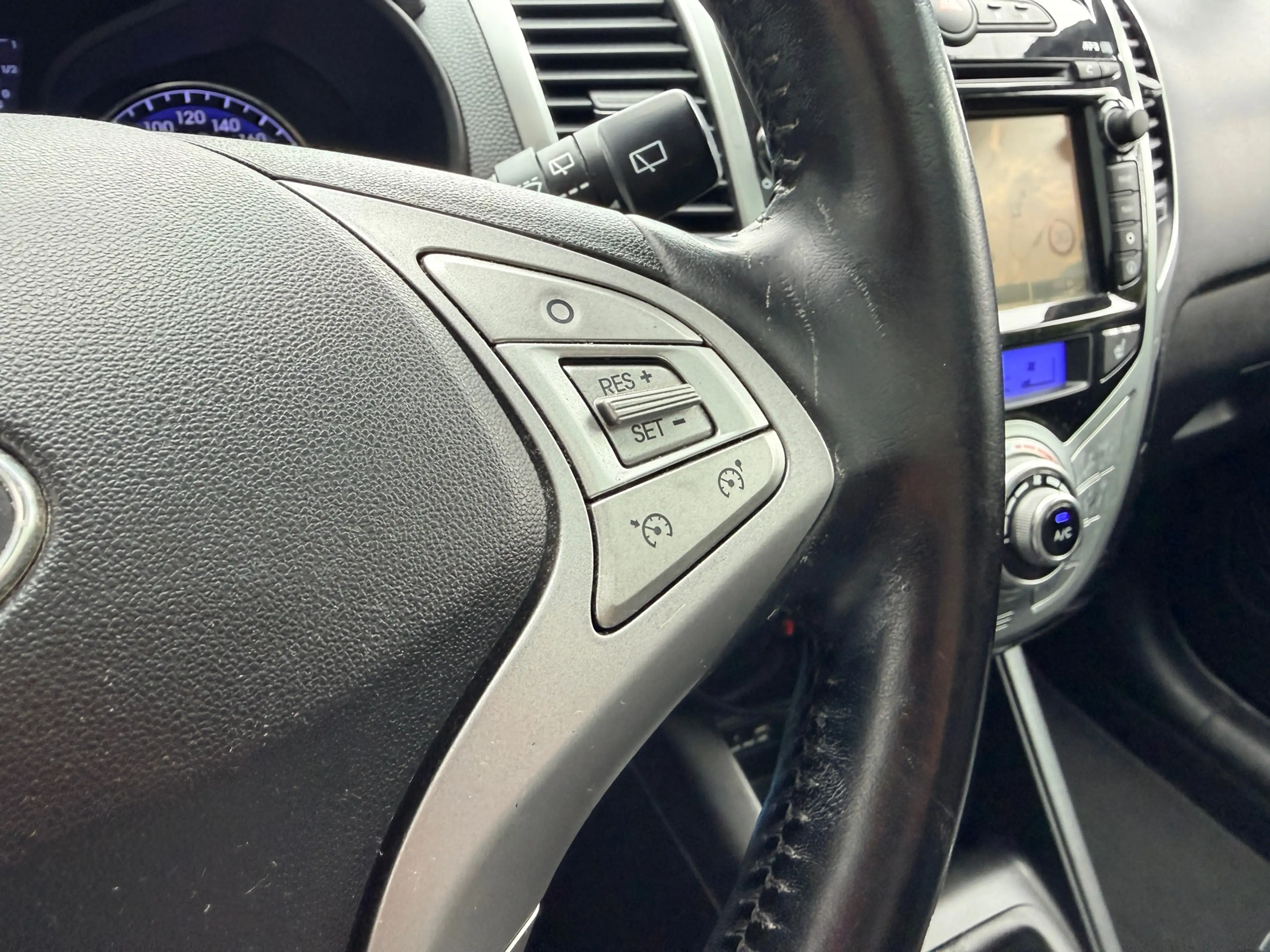Hyundai iX20 1.6i i-Catcher | Schuif/Kantel dak | Leer | Navi | — photo 26