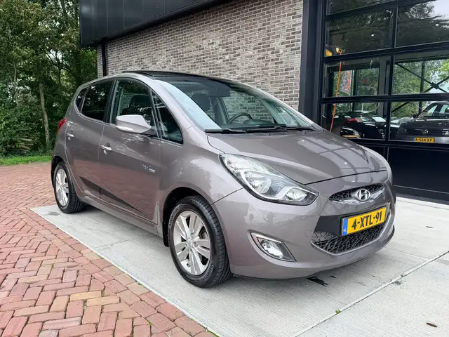 Hyundai Ix20 view 5