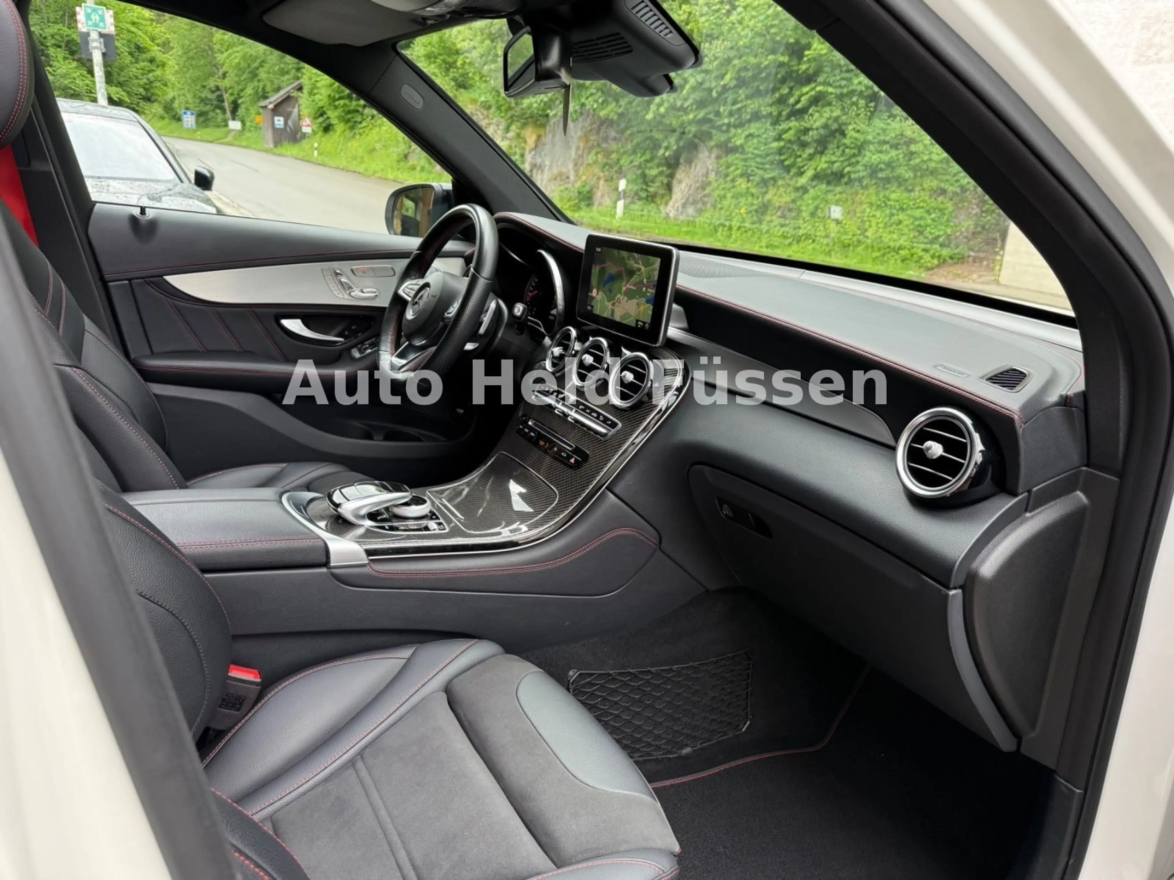 Mercedes-Benz GLC 43 AMG 4Matic Pano 360° HUD Distronic Burm — photo 11