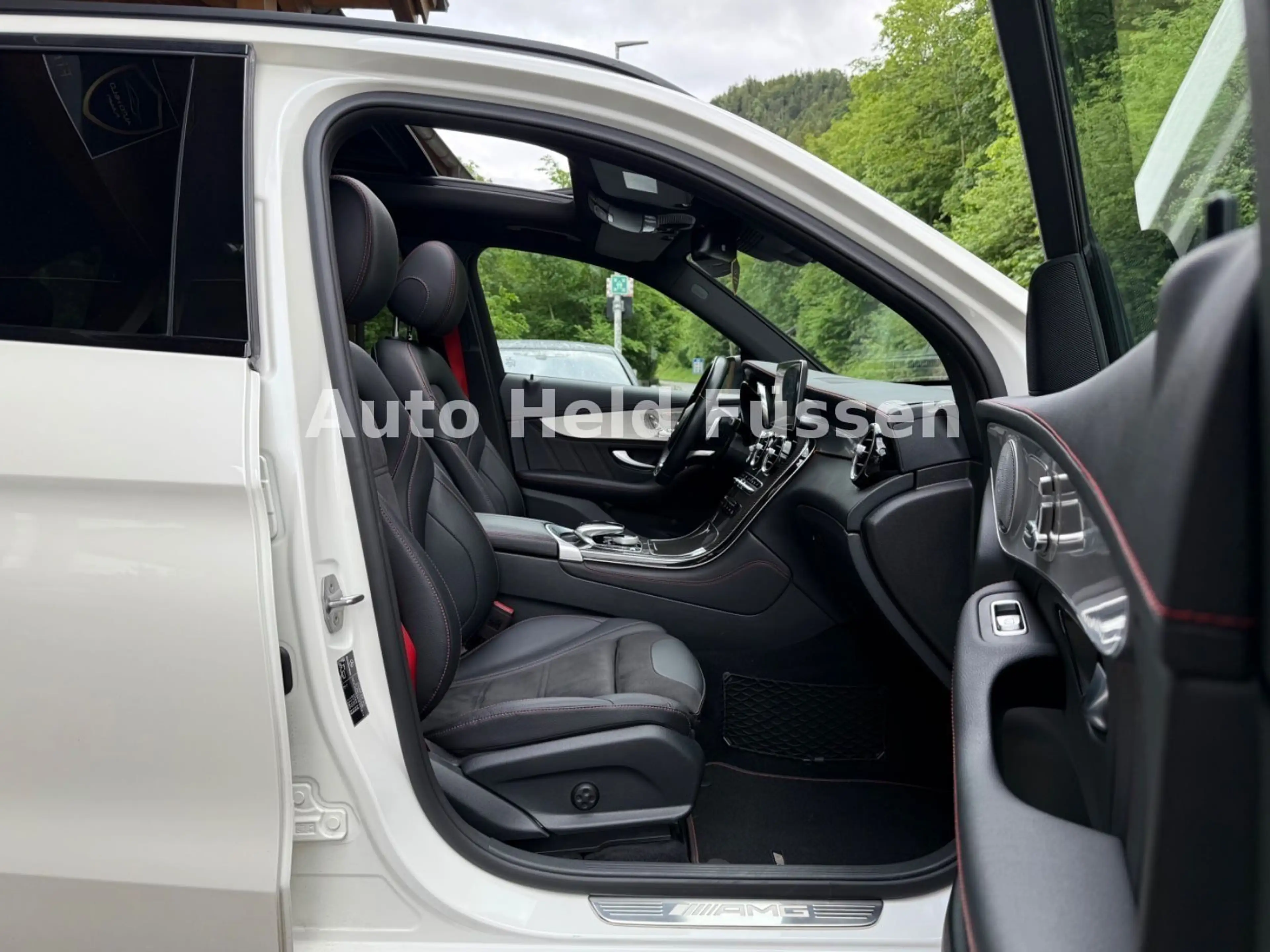 Mercedes-Benz GLC 43 AMG 4Matic Pano 360° HUD Distronic Burm — photo 12