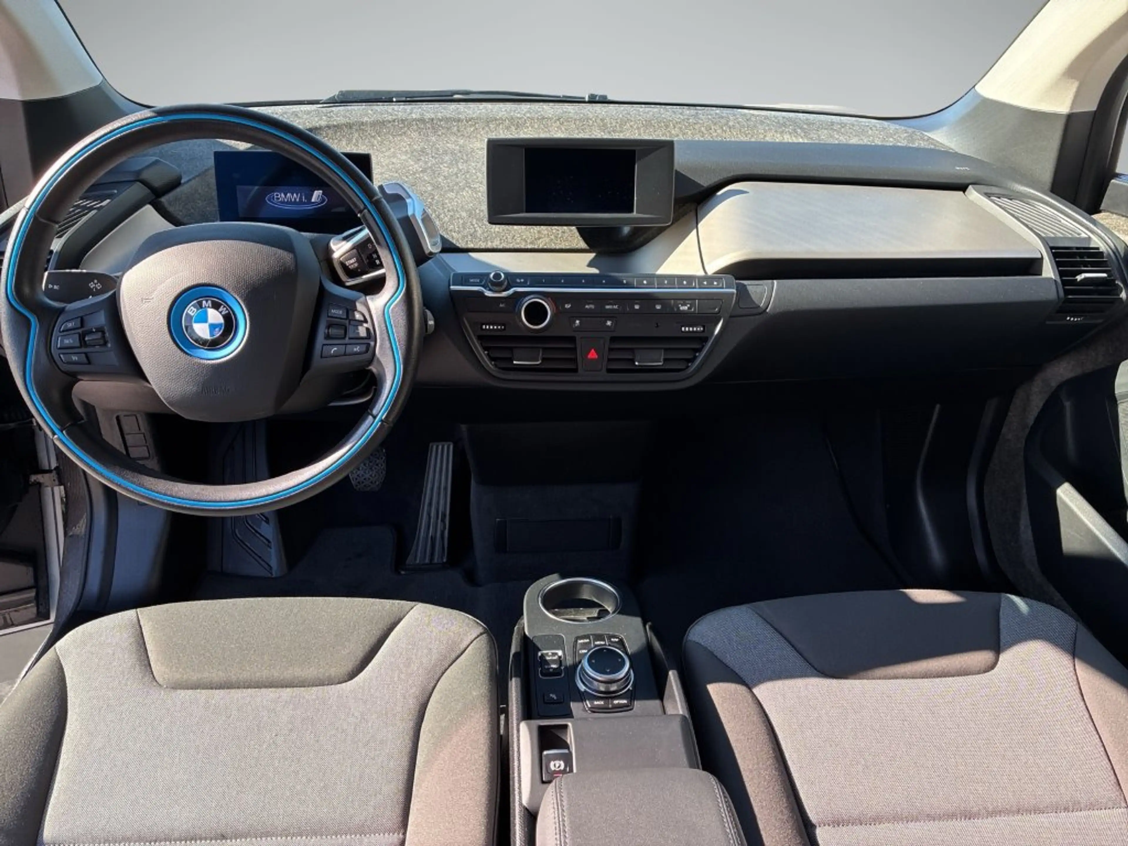 BMW i3 — photo 6