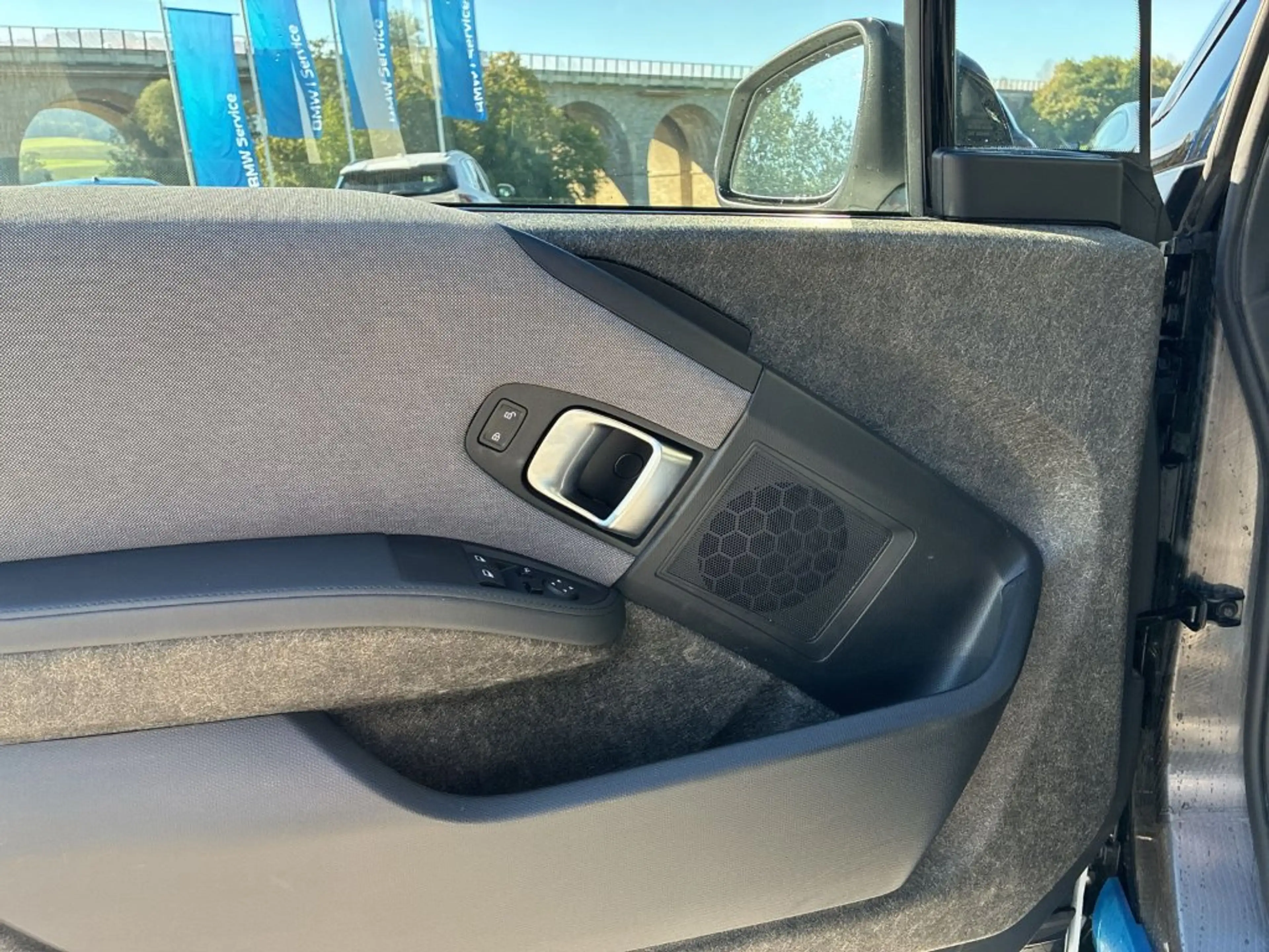 BMW i3 — photo 9