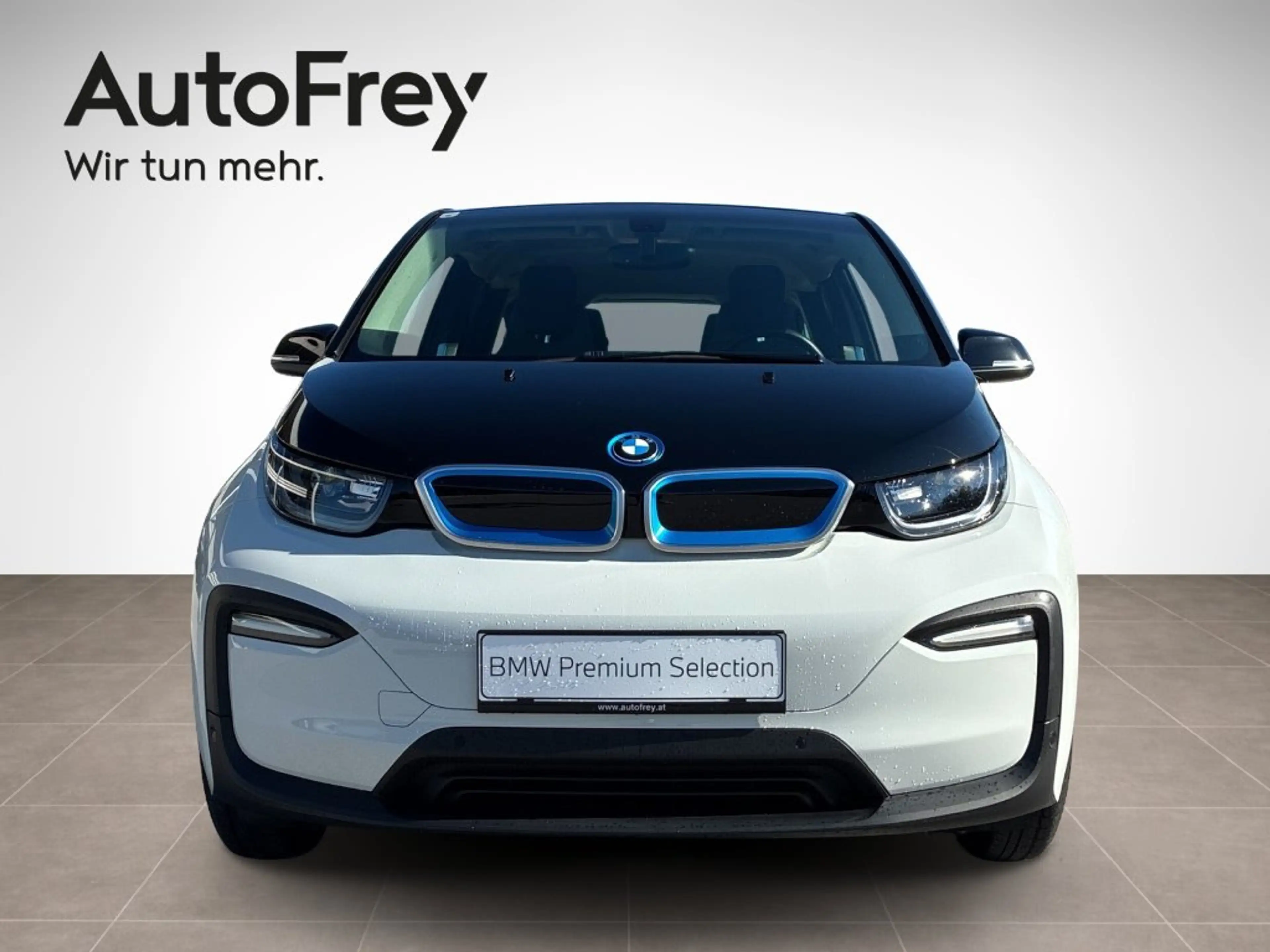 BMW i3 — photo 2