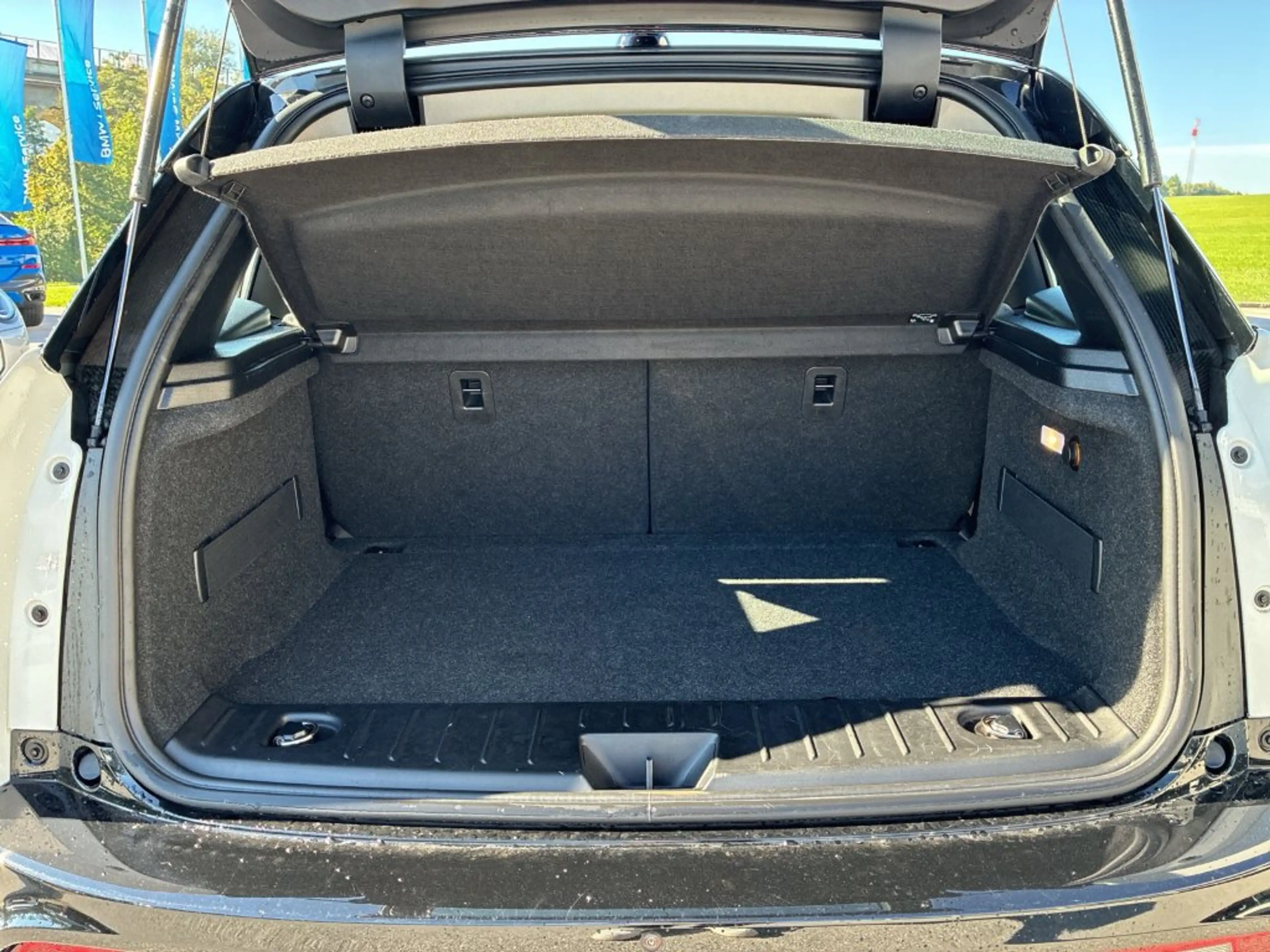 BMW i3 — photo 13
