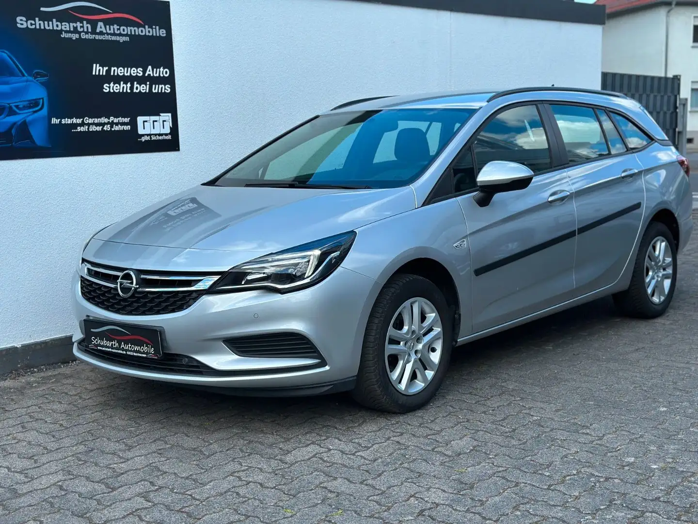 Opel Astra K ST Edition 1,4 Erdgas CNG Klima Navi PDC Tempoma Zilver - 1