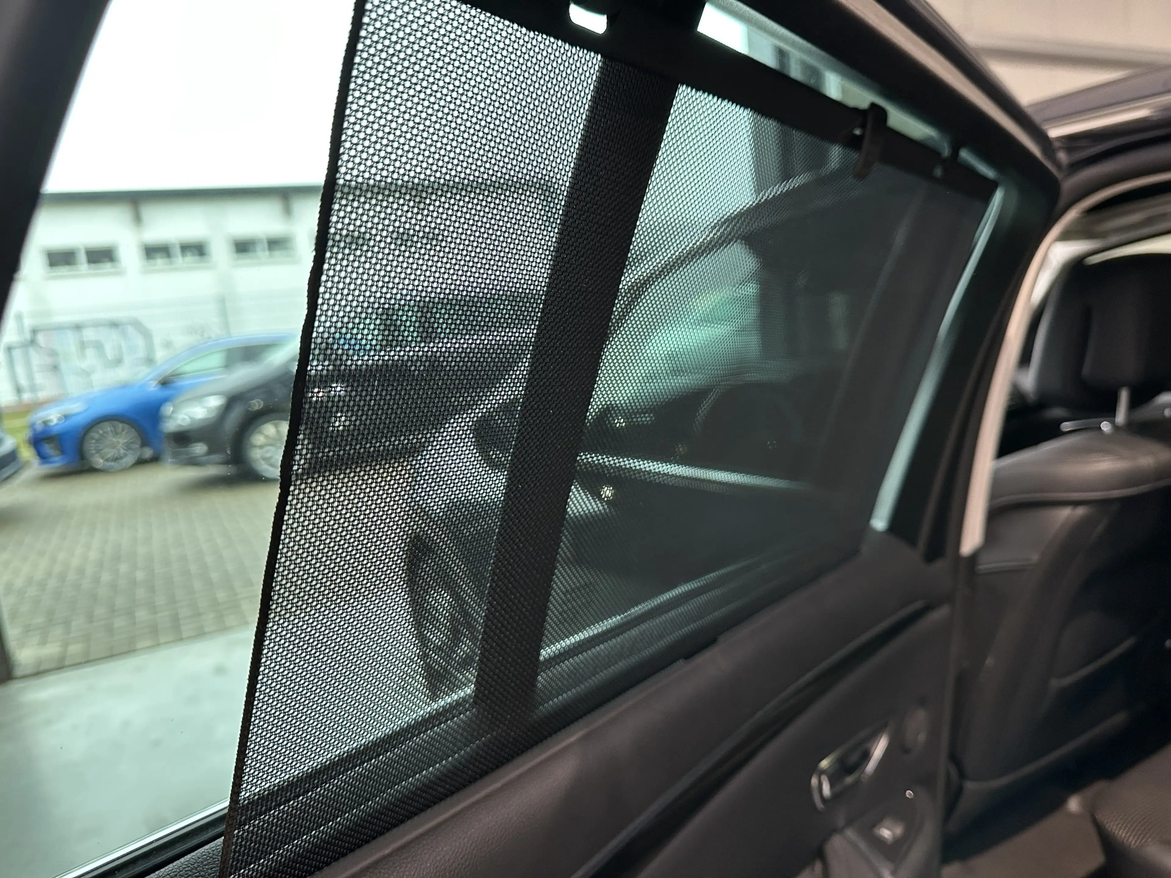 Renault Espace V Intens 7Sitzer Pano Kamera LED Navi DAB — photo 13