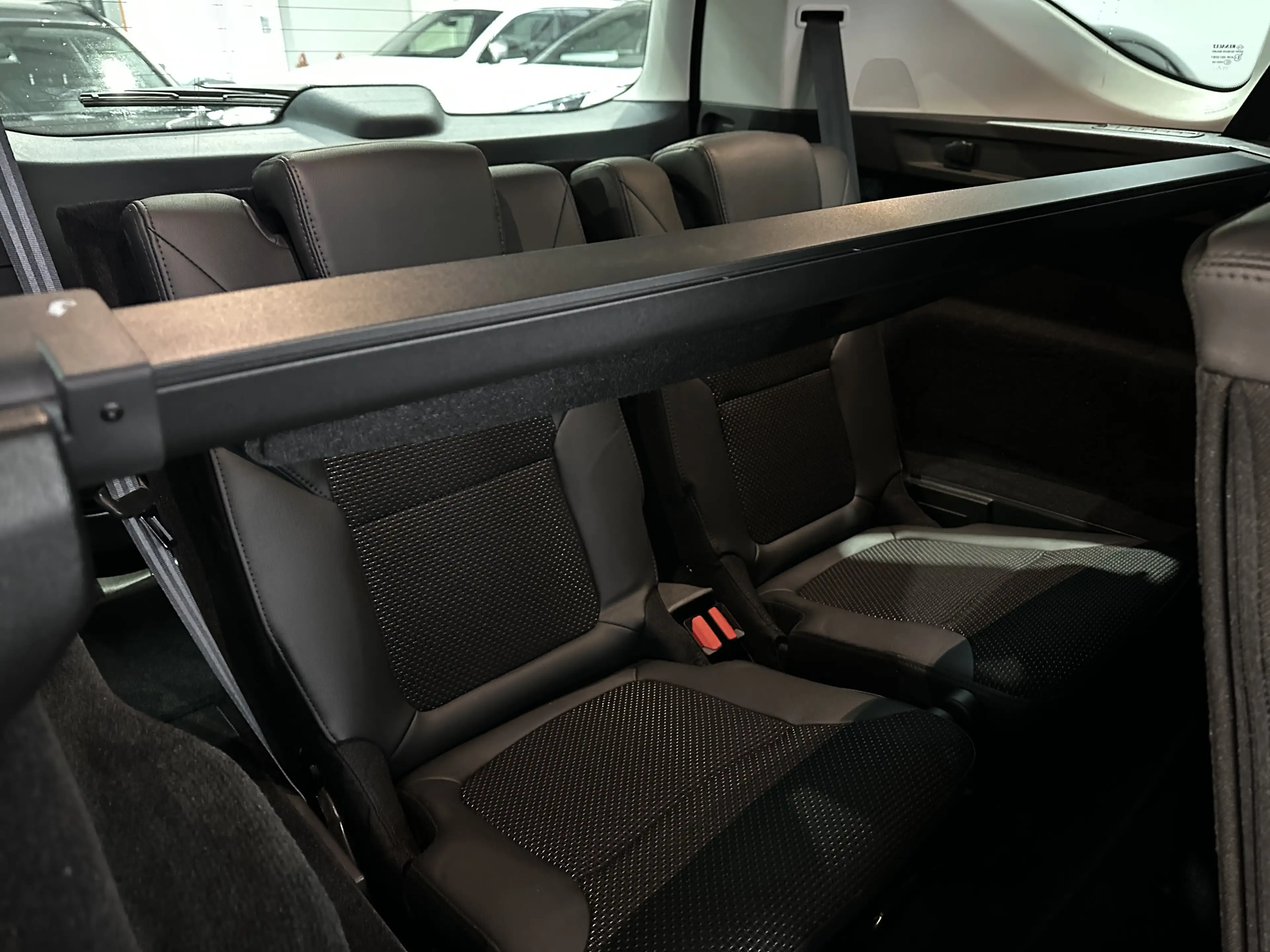 Renault Espace V Intens 7Sitzer Pano Kamera LED Navi DAB — photo 11