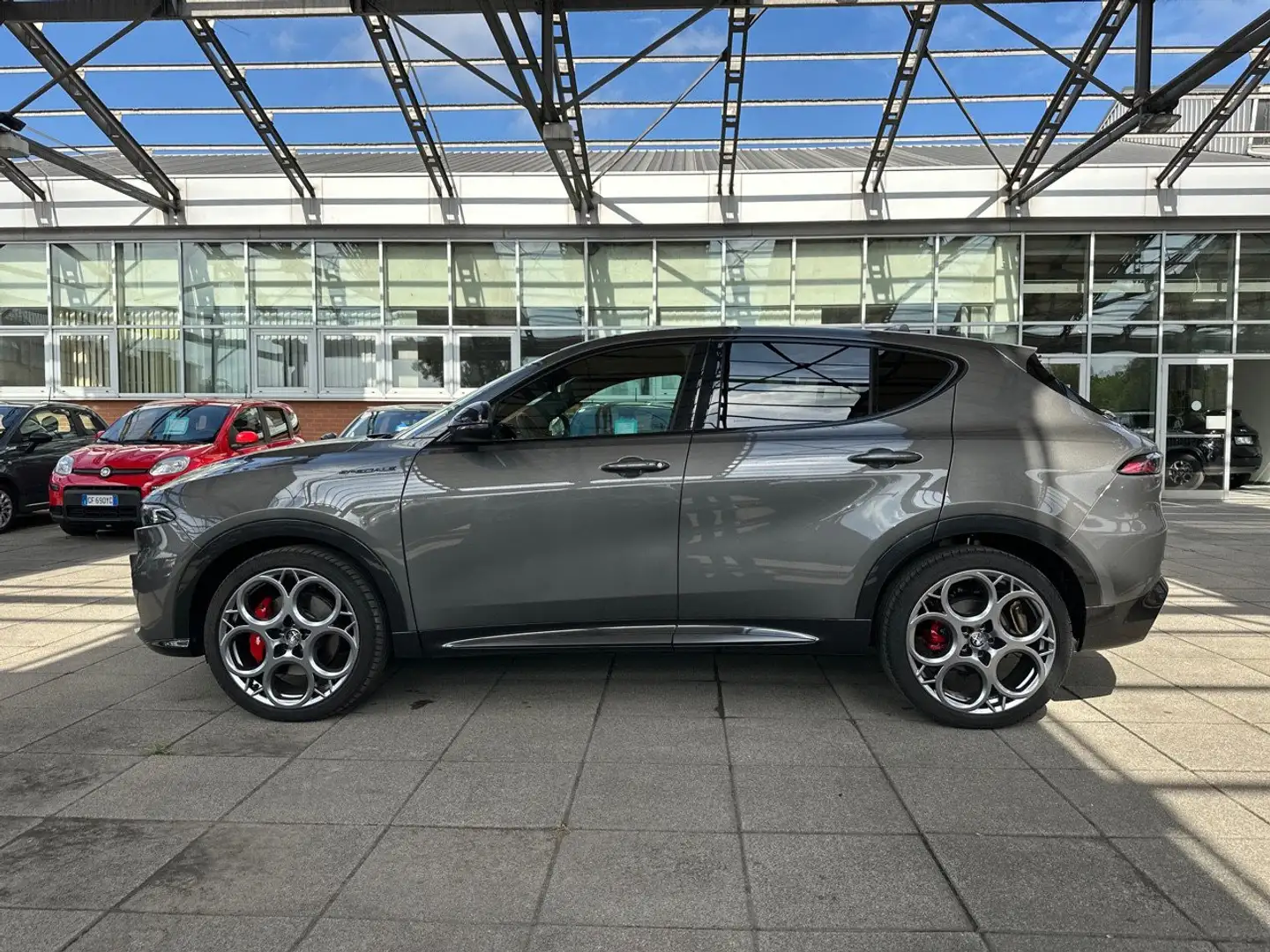 Alfa Romeo Tonale 1.5 130cv Hybrid TCT7 Speciale Grigio - 2