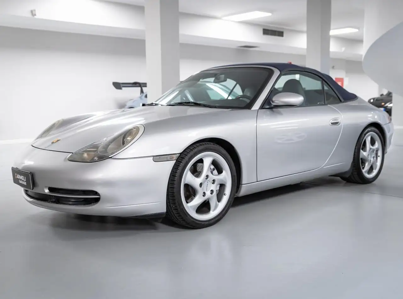 Porsche 996