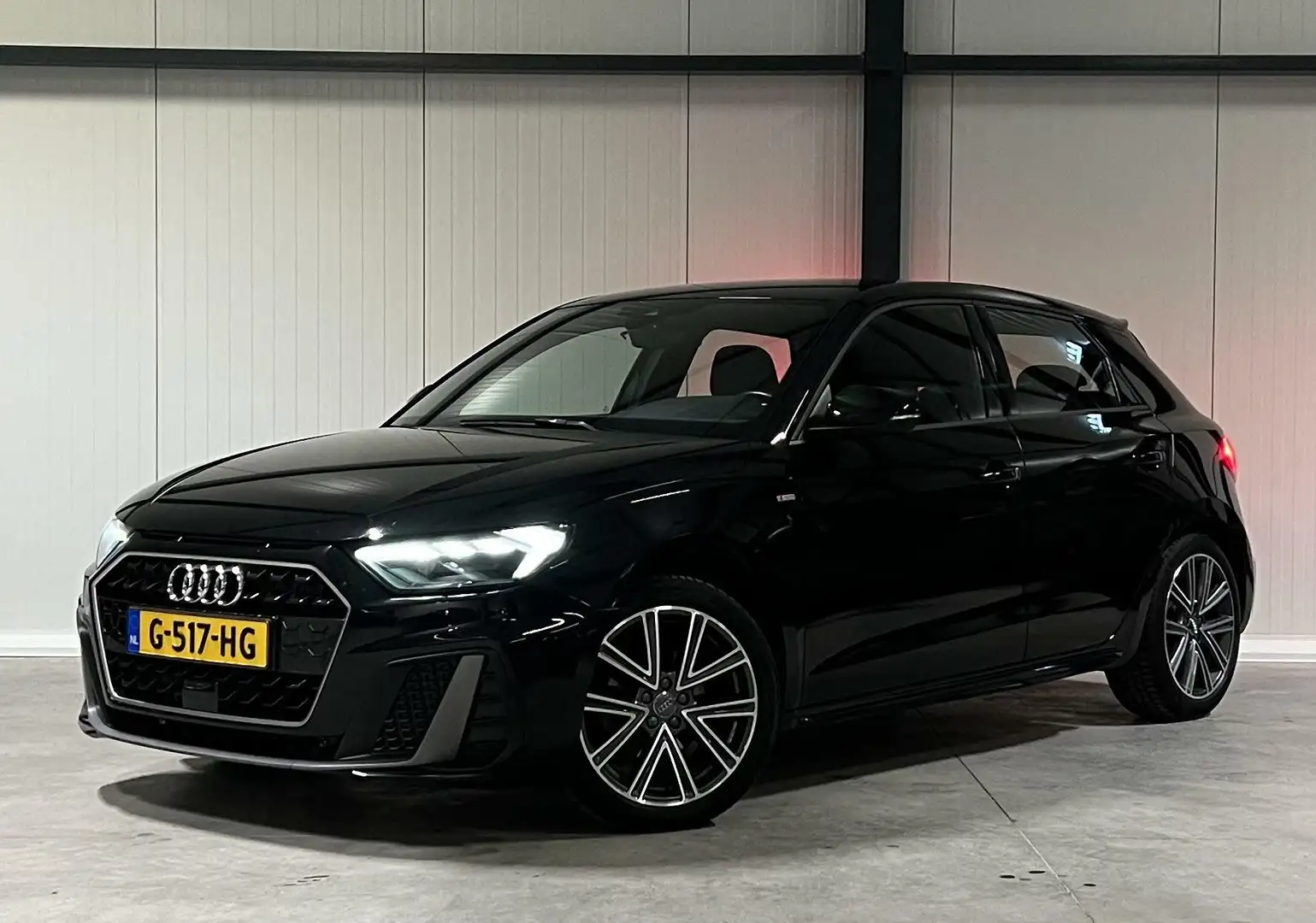 Audi A1 Sportback 30 TFSI 116PK 2X S-Line Virtual Carplay Noir - 1