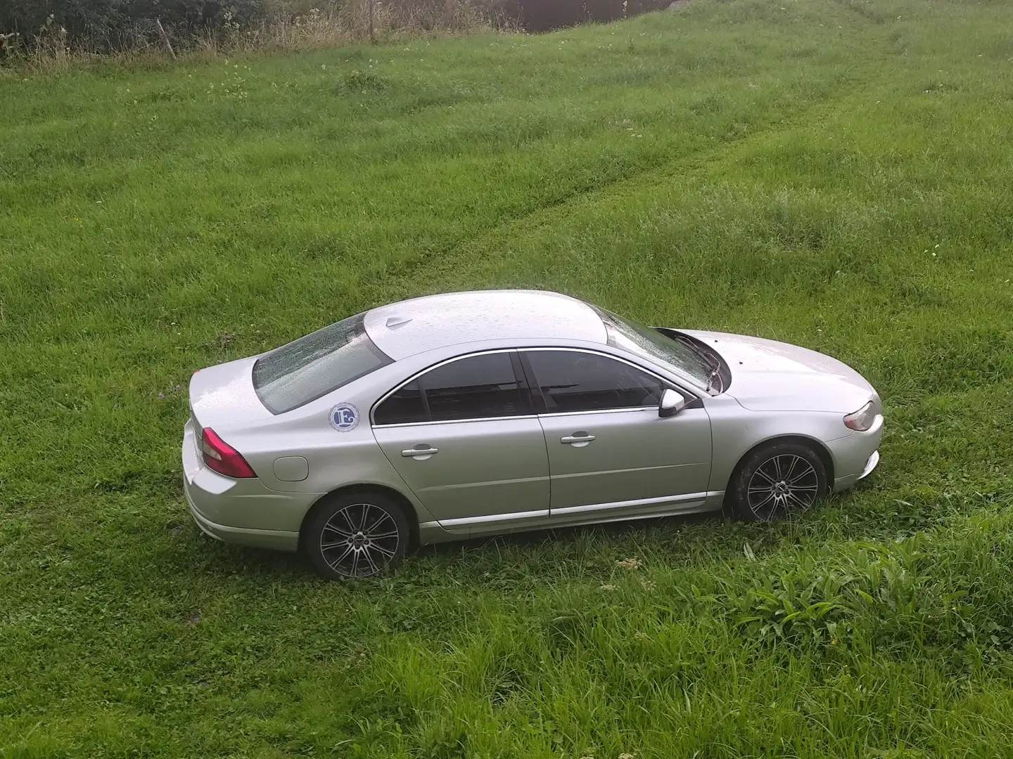 Volvo S80 2.4 d5 Kinetic 185cv - 1