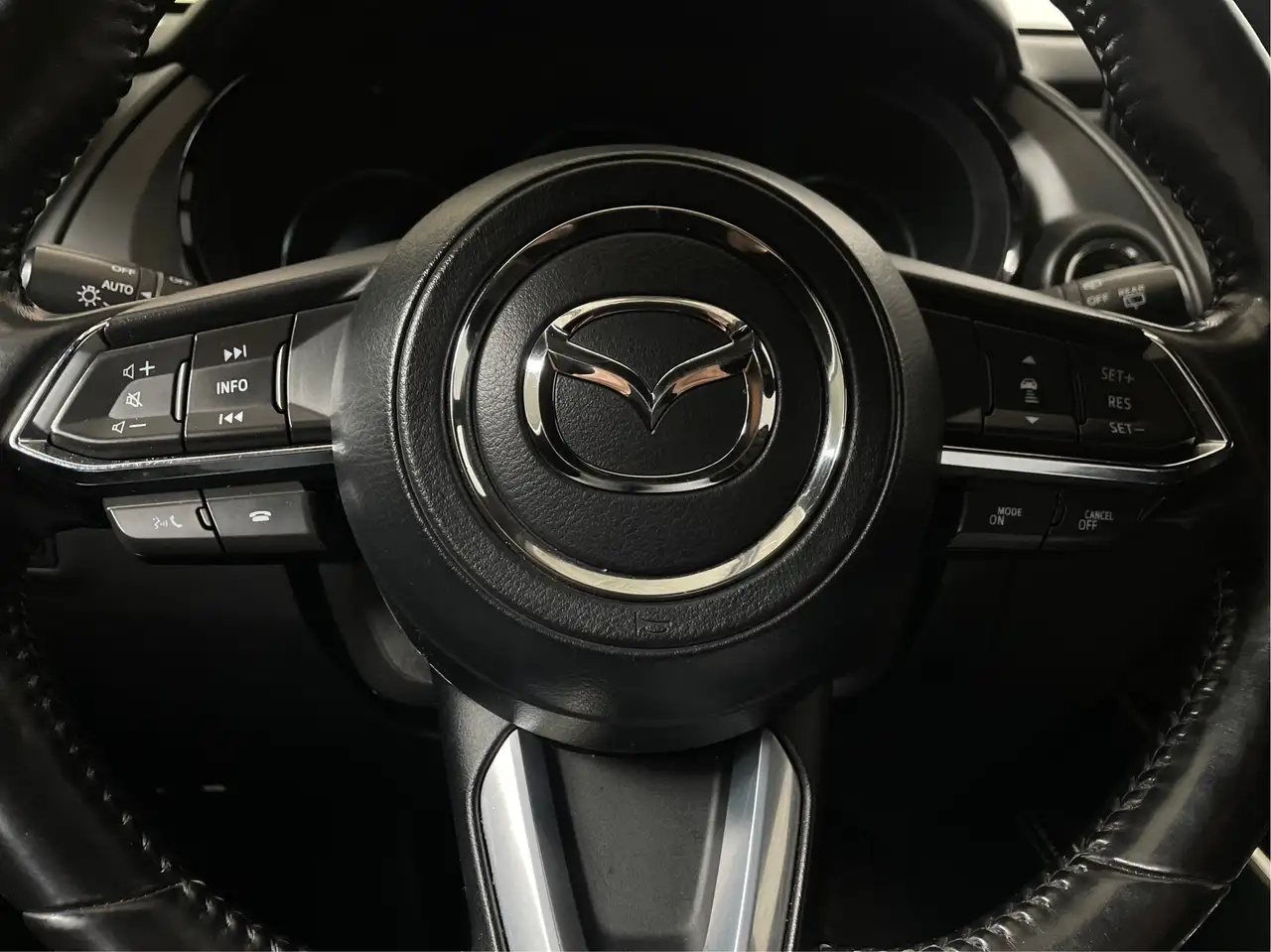 Mazda CX-9 photo Mazda CX-9