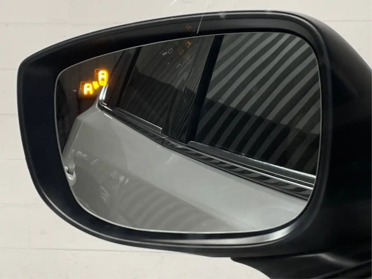 Mazda CX-9 photo Mazda CX-9