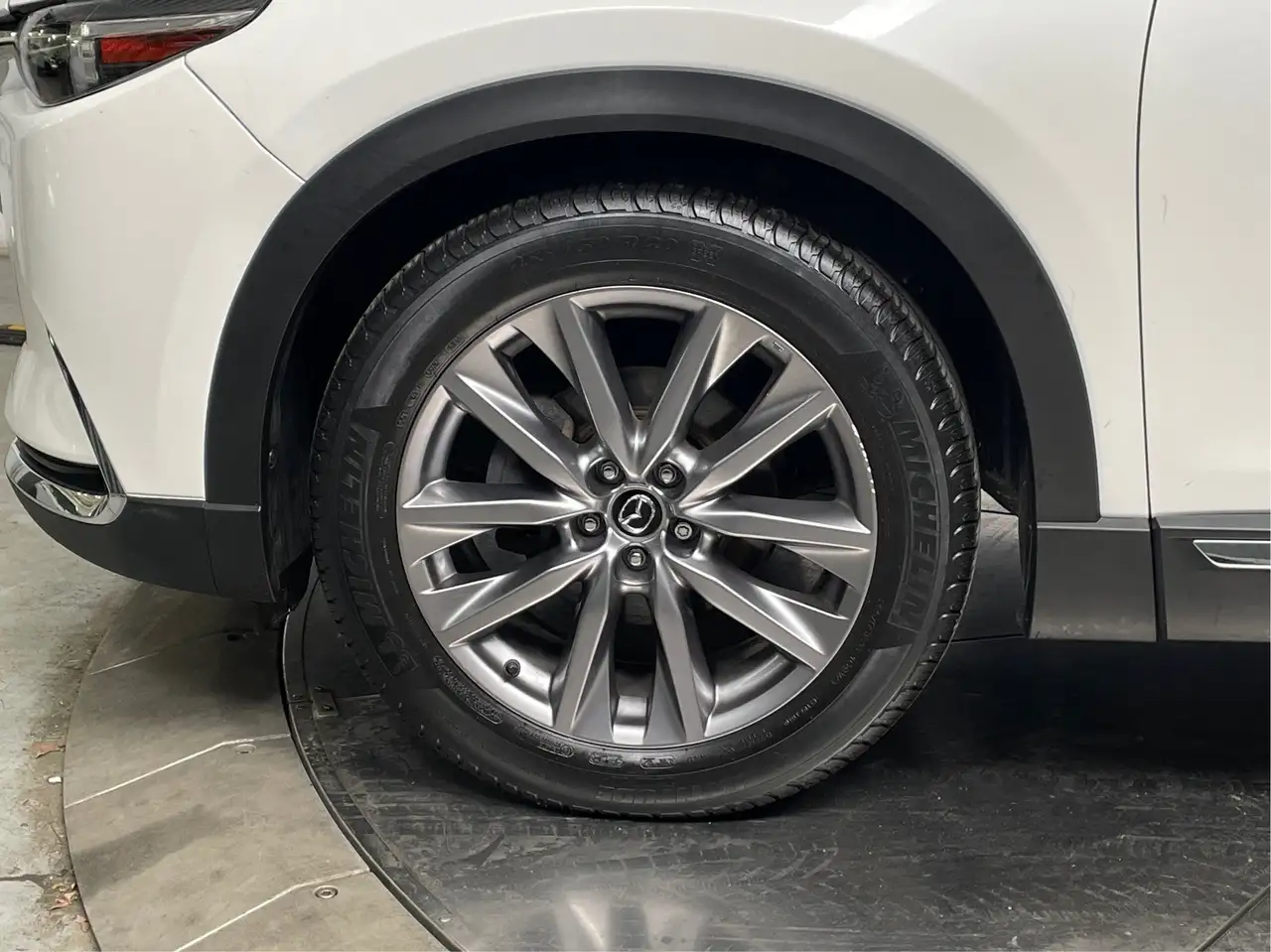 Mazda CX-9 photo Mazda CX-9