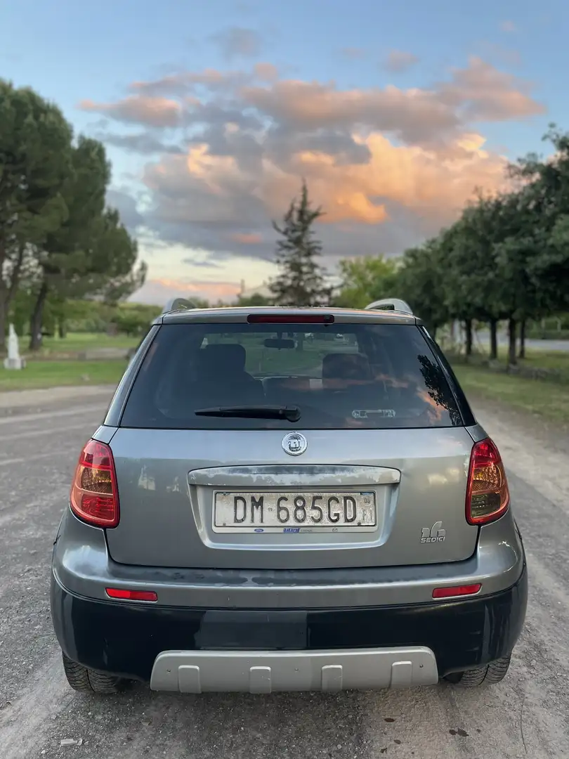 Fiat Sedici 1.6 16v Emotion 4x4 107cv - 2