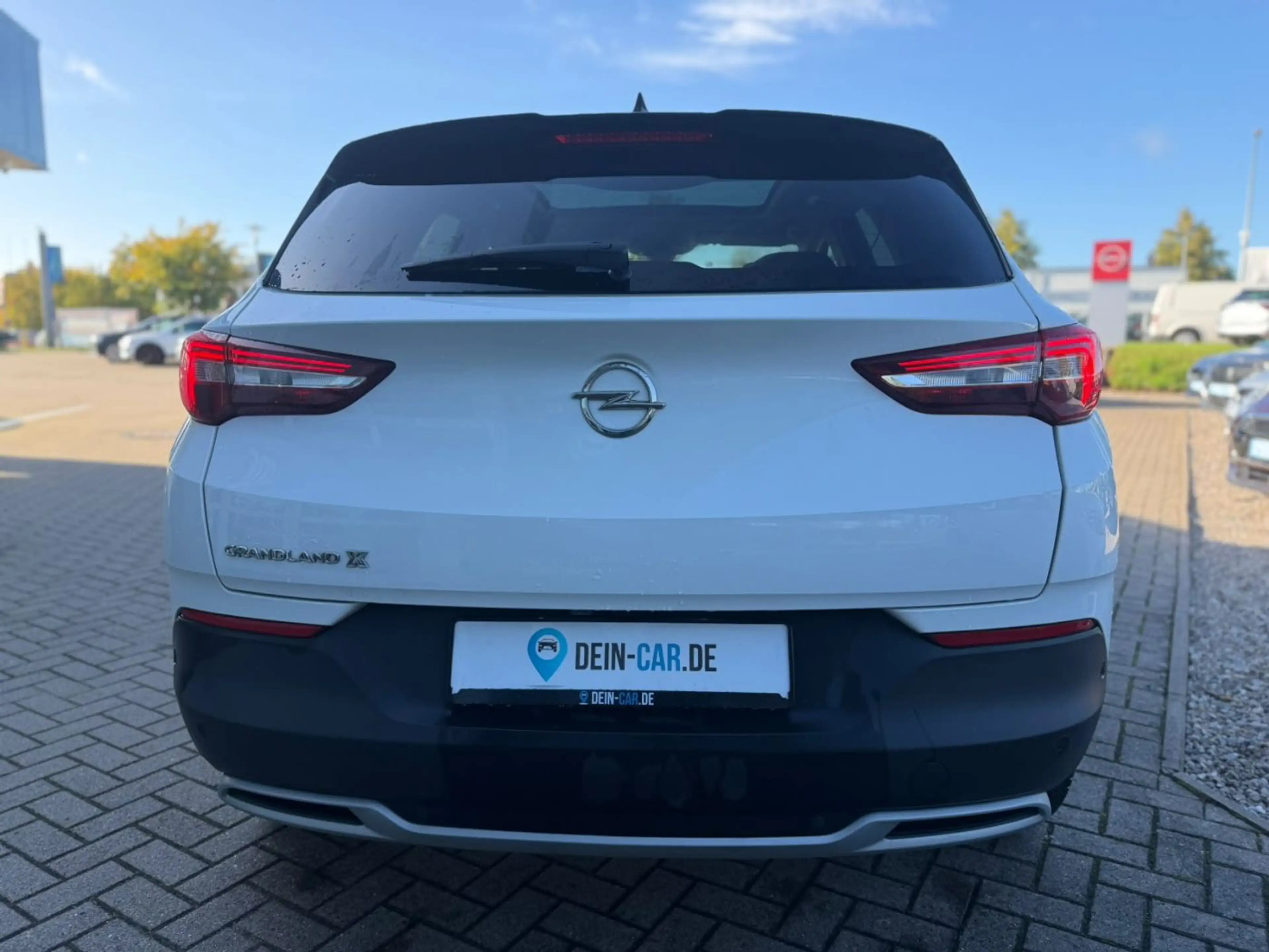 Opel Grandland X Grandland 2.0 D Ultimate 360 LED AHK Navi Pano — photo 6