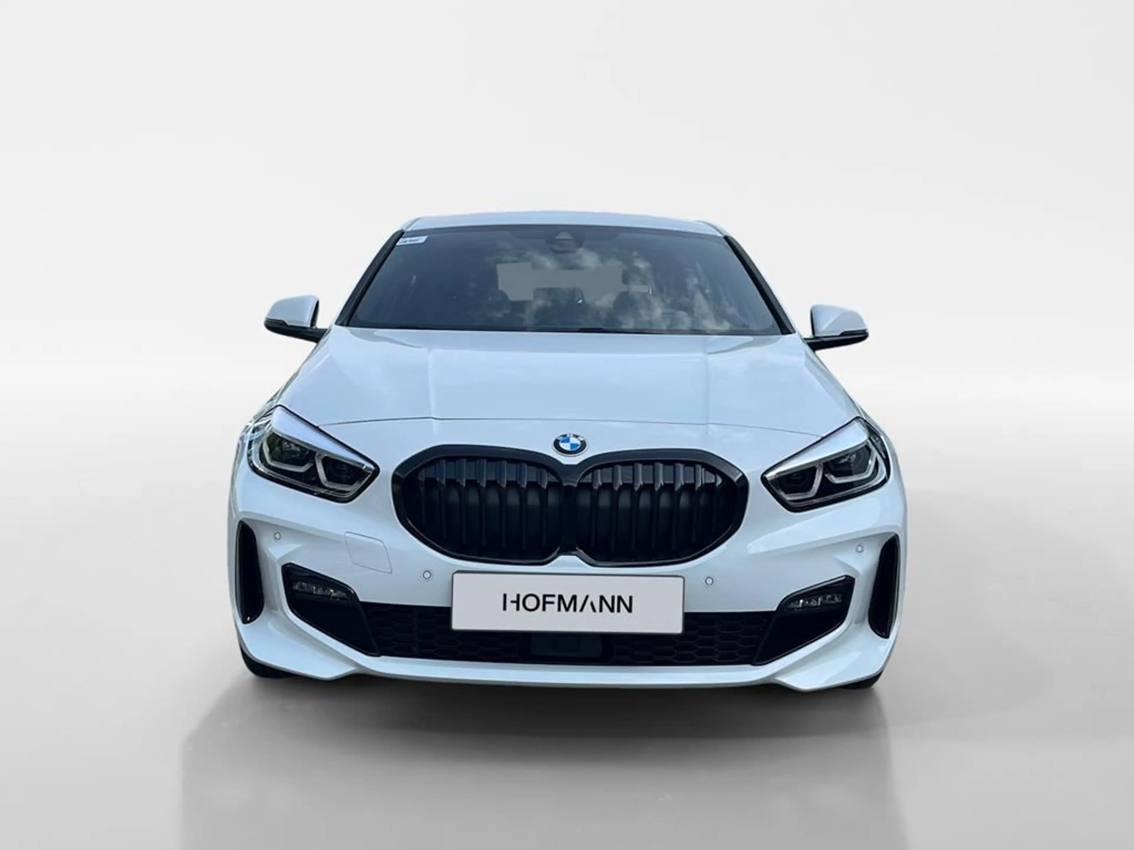 BMW 118 M Sport — photo 2