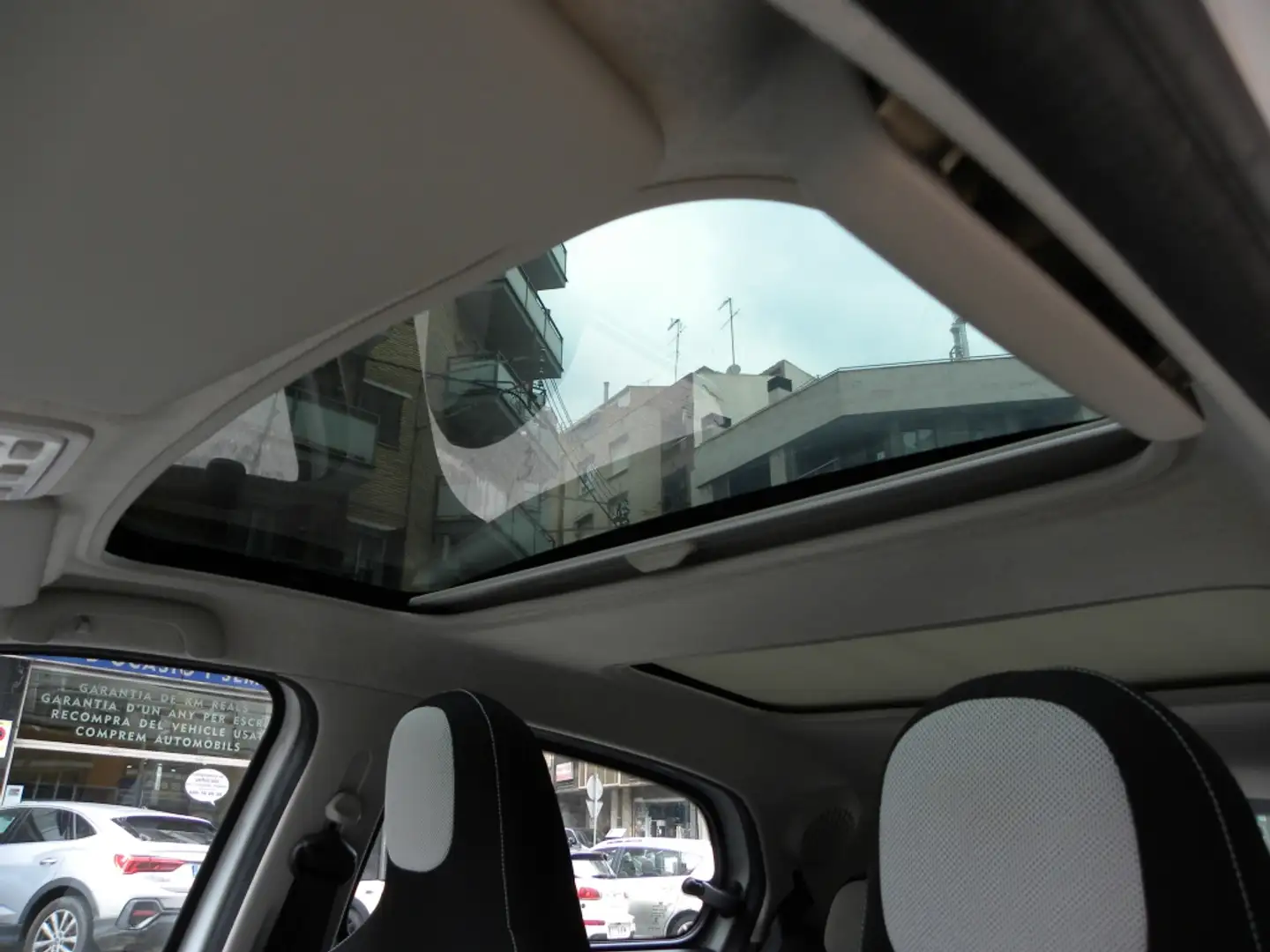 smart forFour 52 Passion Aut. Blanc - 2