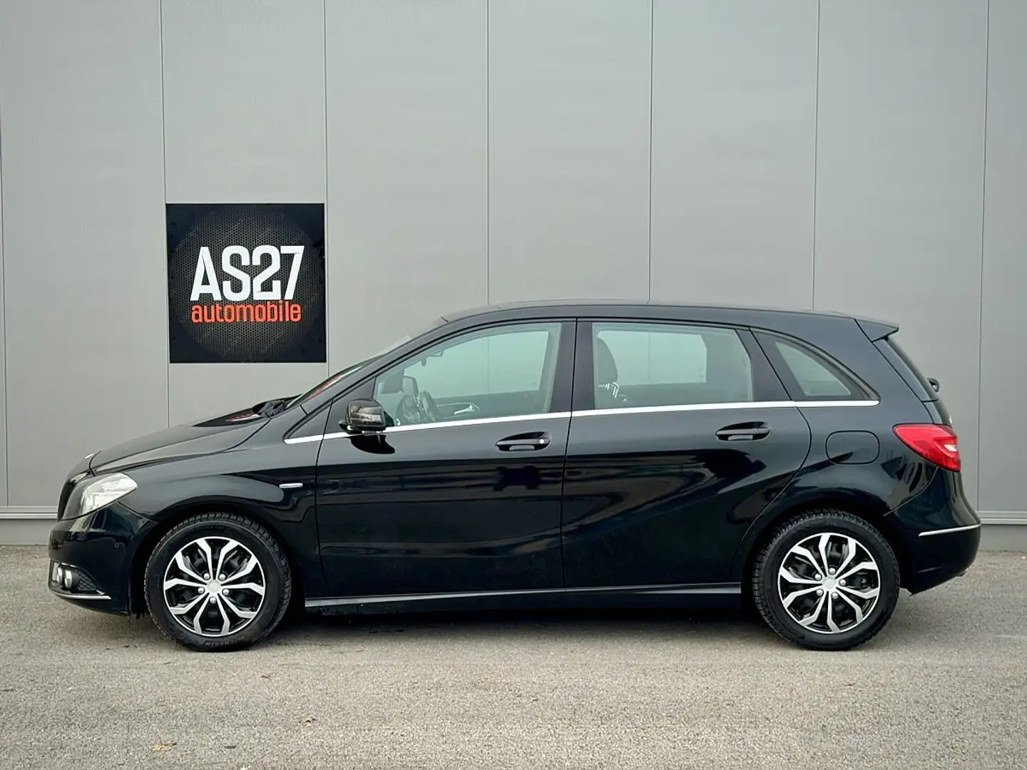Mercedes-Benz B 180 CDI BlueEfficiency A-Edition DPF Schwarz - 2