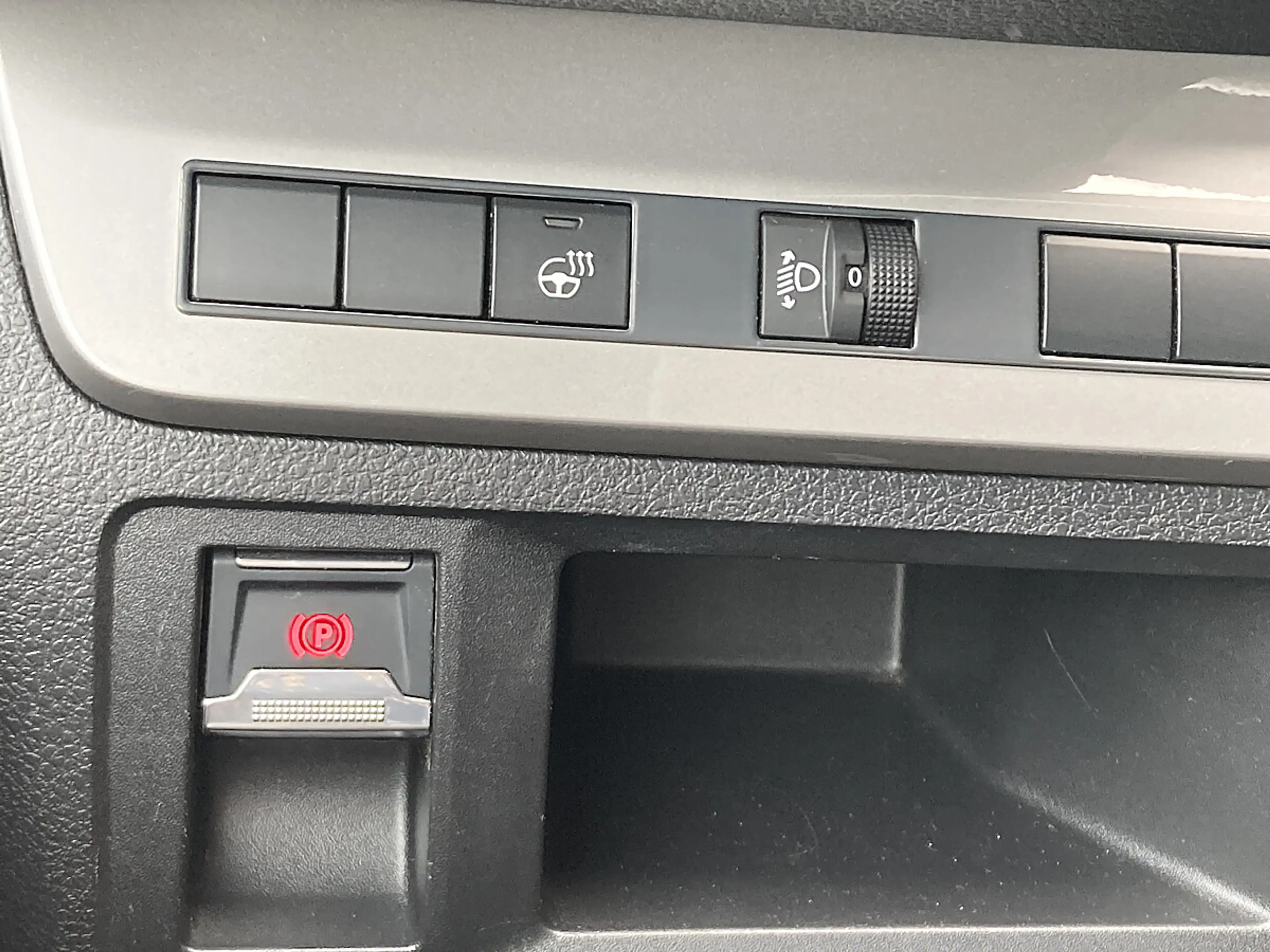 Peugeot Traveller Business BlueHDi 180 Lang EAT8!TOP AKTION! — photo 6