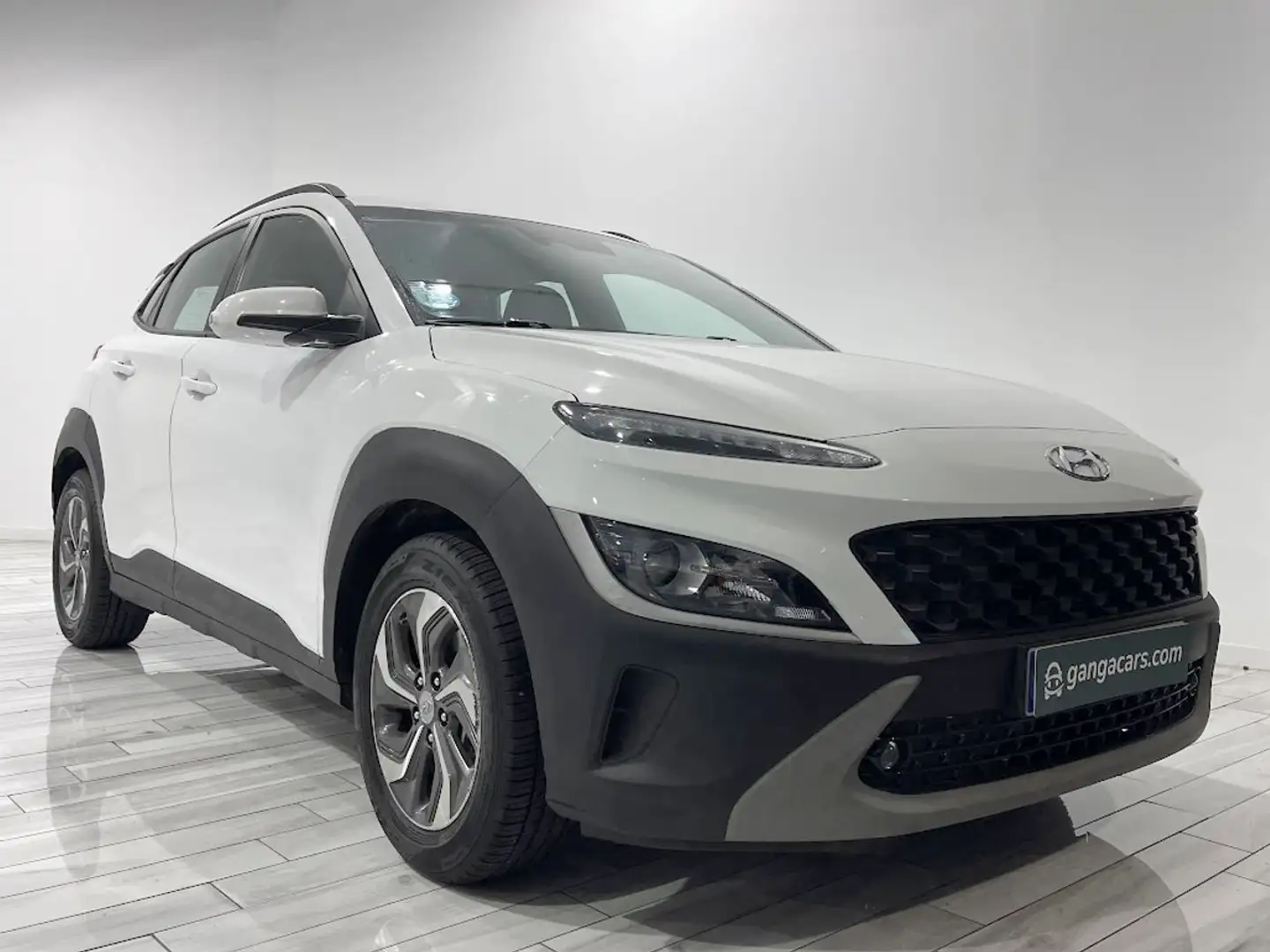 Hyundai KONA 1.6 GDI HEV Maxx DCT Blanco - 2