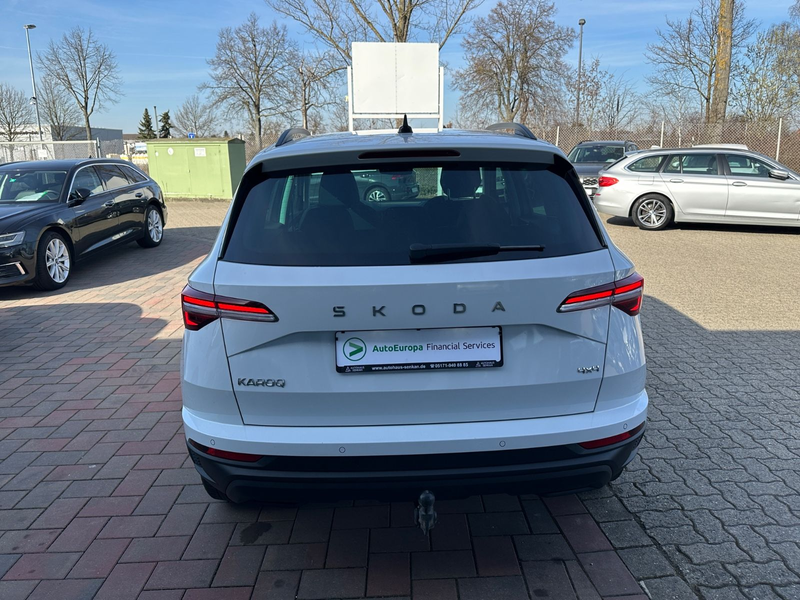 Skoda Karoq 2.0 TDI DSG 4x4 Drive*VIRTUAL*LED*AHK*ACC* — photo 9