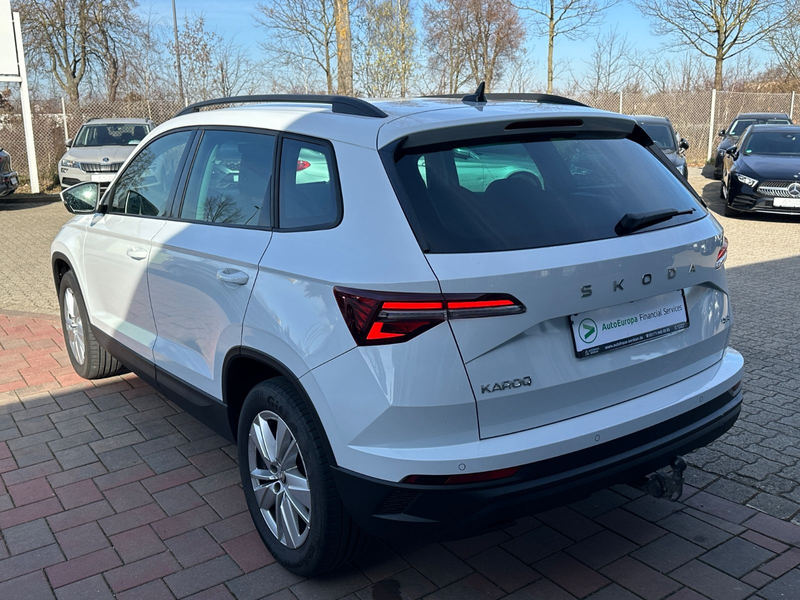 Skoda Karoq 2.0 TDI DSG 4x4 Drive*VIRTUAL*LED*AHK*ACC* — photo 3
