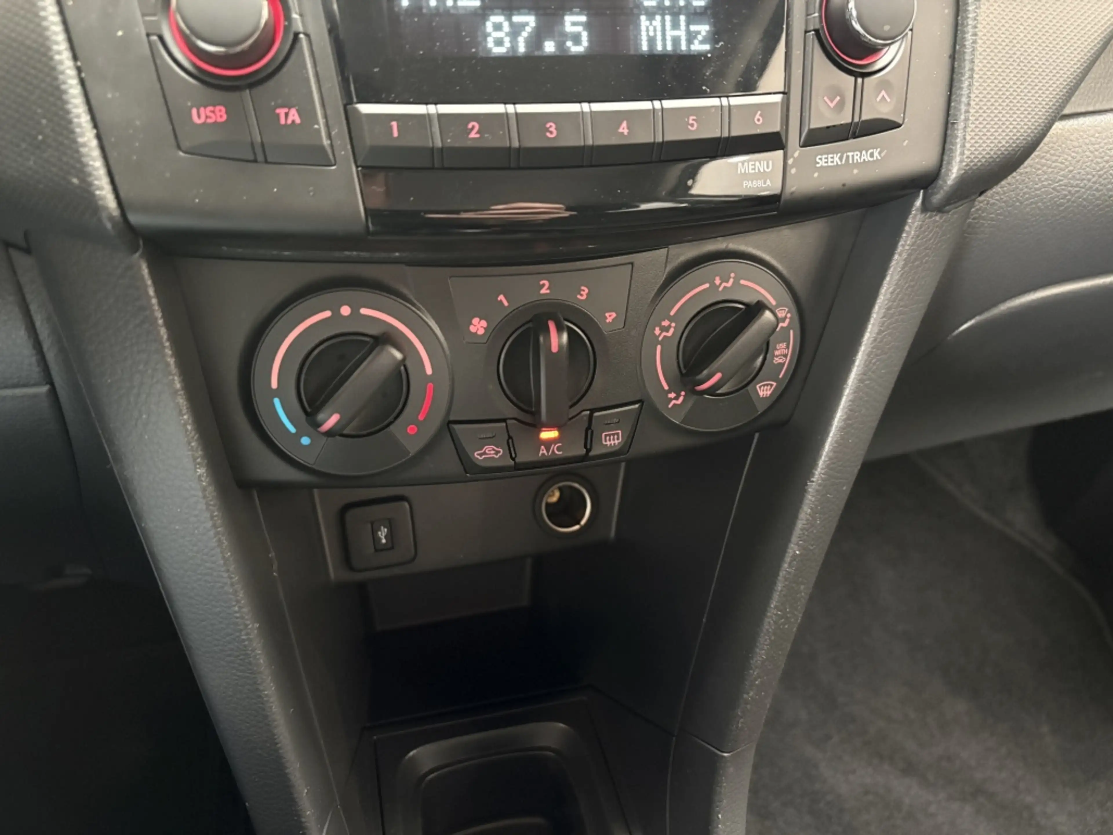 Suzuki Swift 1.2 Comfort [ TREKHAAK I ALL SEASON I STOELVERWARM — photo 14