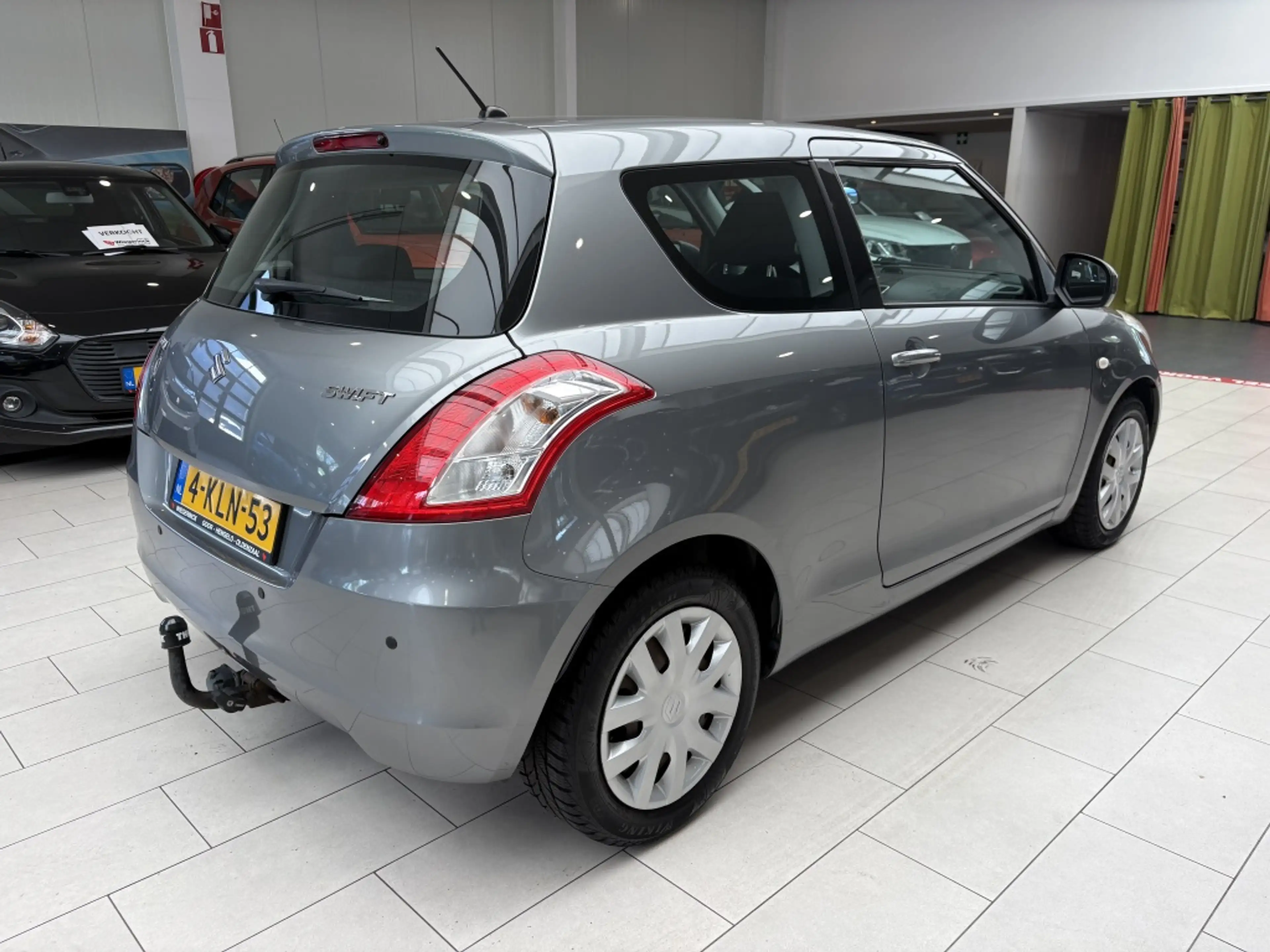 Suzuki Swift 1.2 Comfort [ TREKHAAK I ALL SEASON I STOELVERWARM — photo 3