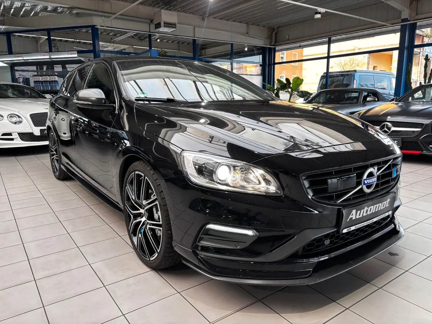 Volvo V60 Polestar AWD*Bi-Xenon*Sitzh.*Navi*PDC Czarny - 1
