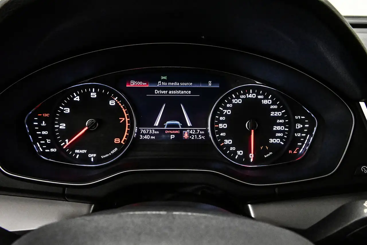 Audi Q5 снимка Audi Q5