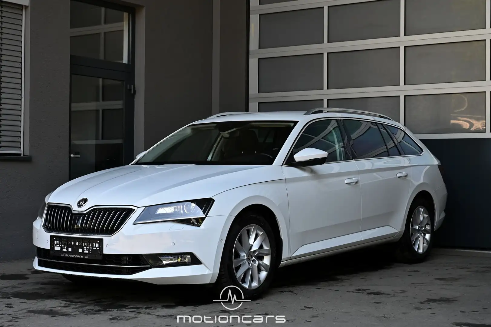 Skoda Superb 2.0 TSI Style 4x4 Green tec DSG Pickerl NEU Weiß - 1