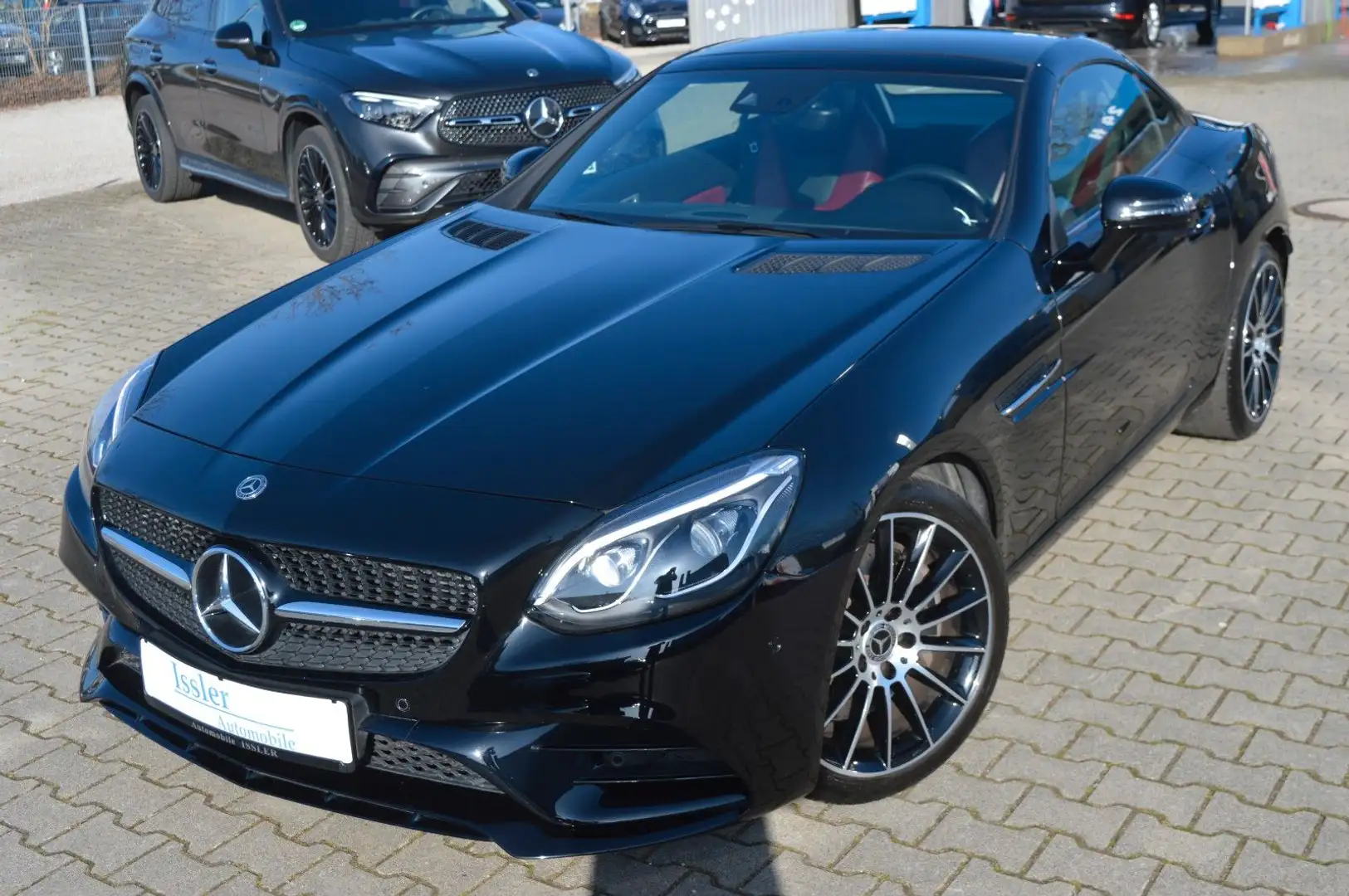 Mercedes-Benz SLC 300 AMG-Line, Kamera, LED, Sound, Ambiente Negro - 2