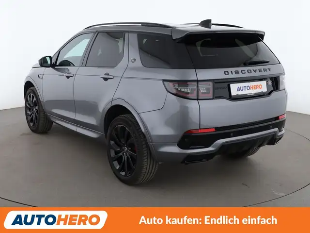 Land Rover Discovery Sport view 4