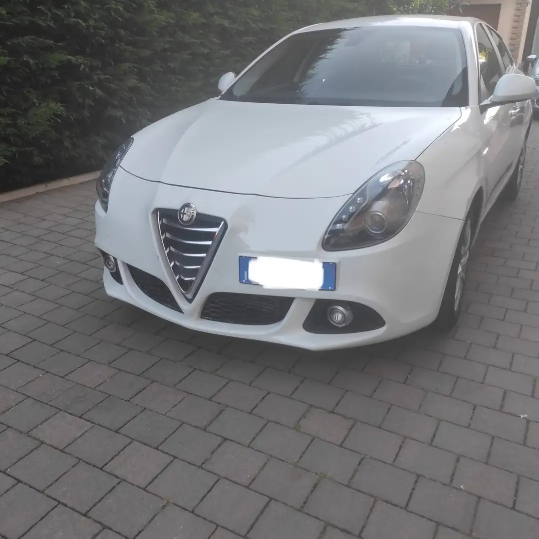 Alfa Romeo Giulietta 1.6 jtdm-2 Progression - 1