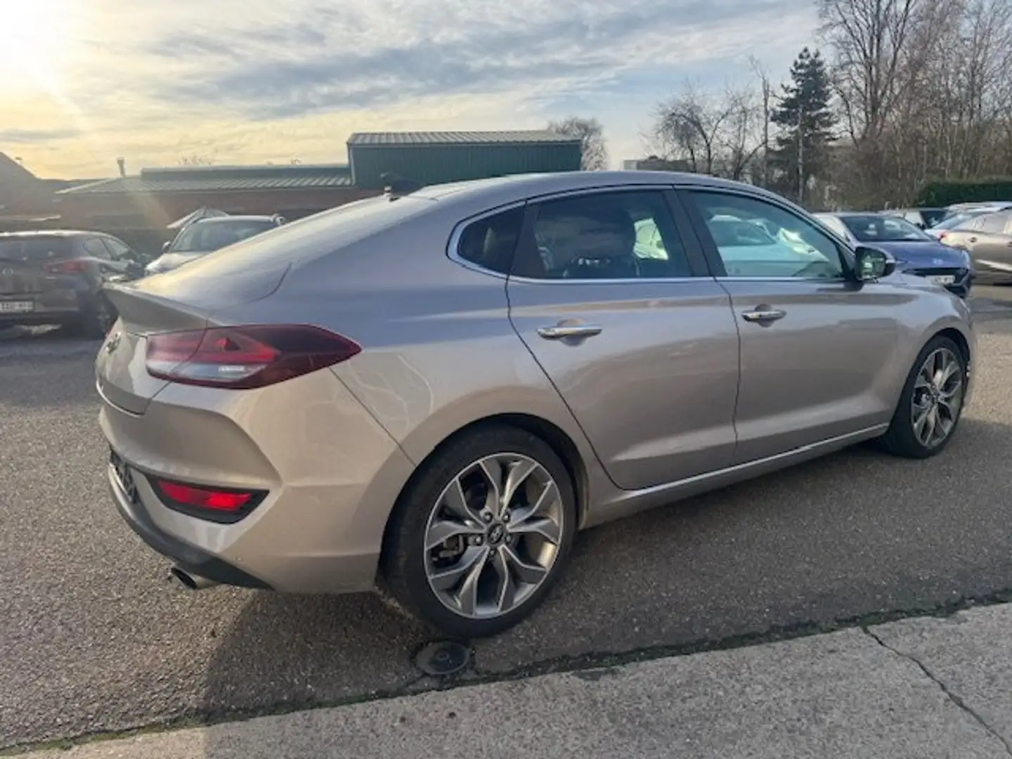 Hyundai i30 T-GDi Shine Bronze - 2