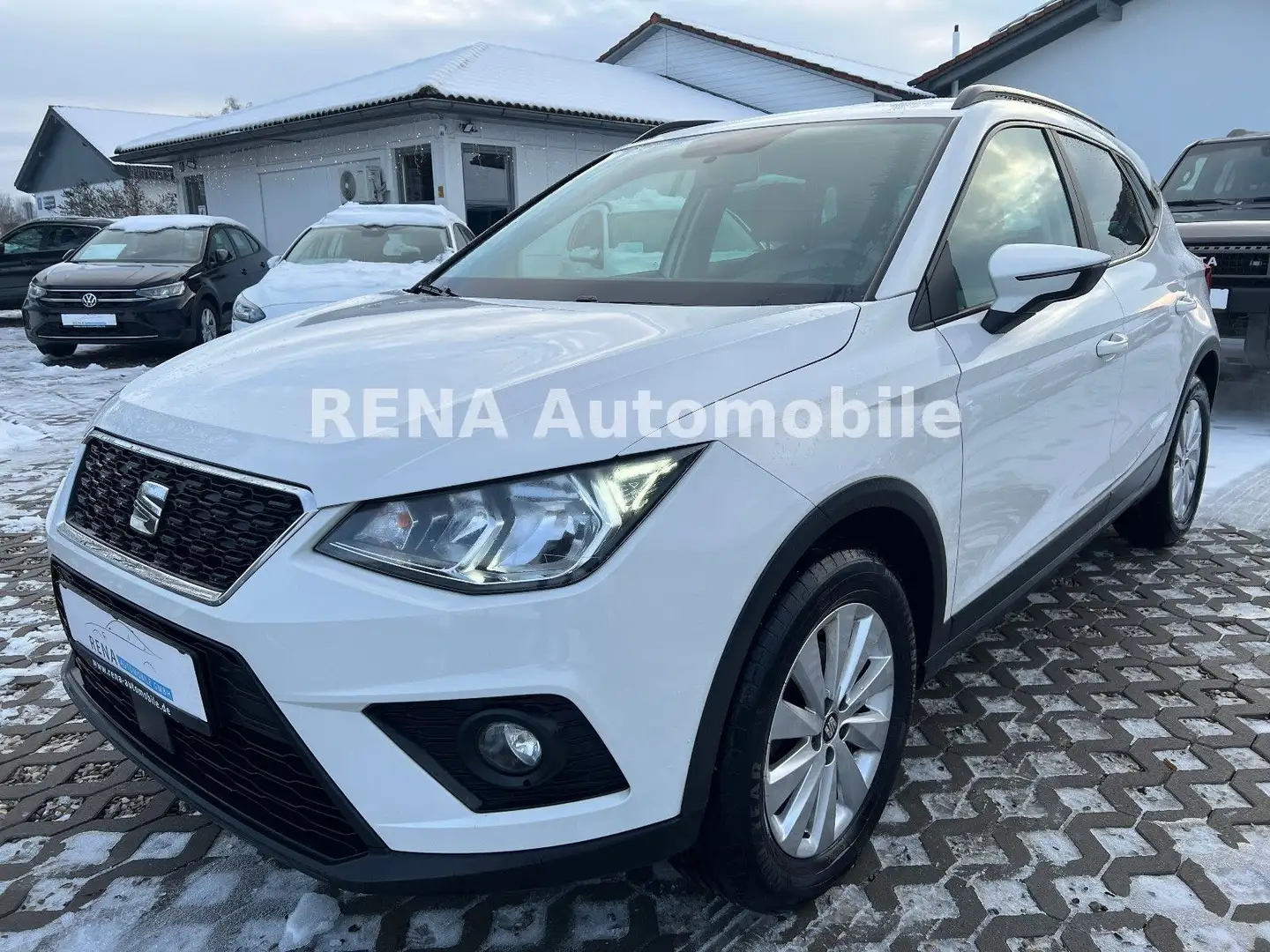 SEAT Arona Style *NAVI*CARPLAY*SHZ*ALU*110PS Weiß - 1