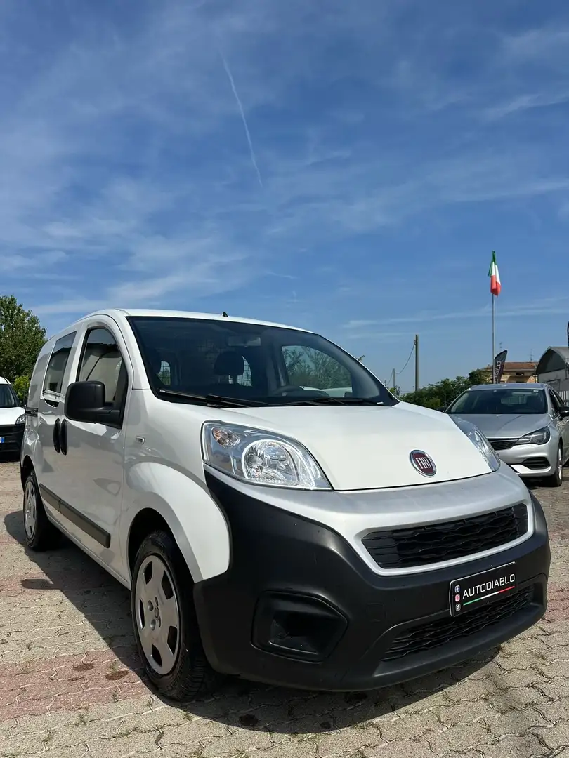 Fiat Fiorino 1.3 MJT 95CV Cargo COMBI E6 Blanc - 1
