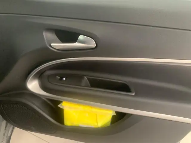Jeep Avenger view 13
