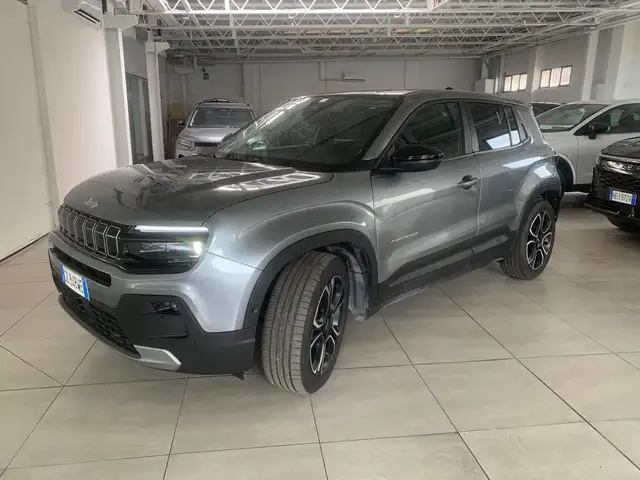Jeep Avenger view 2