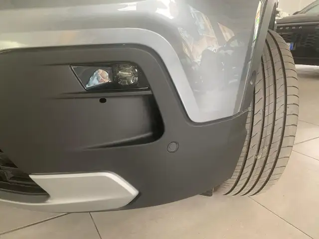 Jeep Avenger view 12