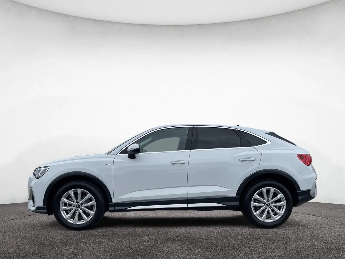 Audi Q3 Sportback 35 1.5 tfsi S line NAVI ACC VIRTUAL LED Bianco - 1