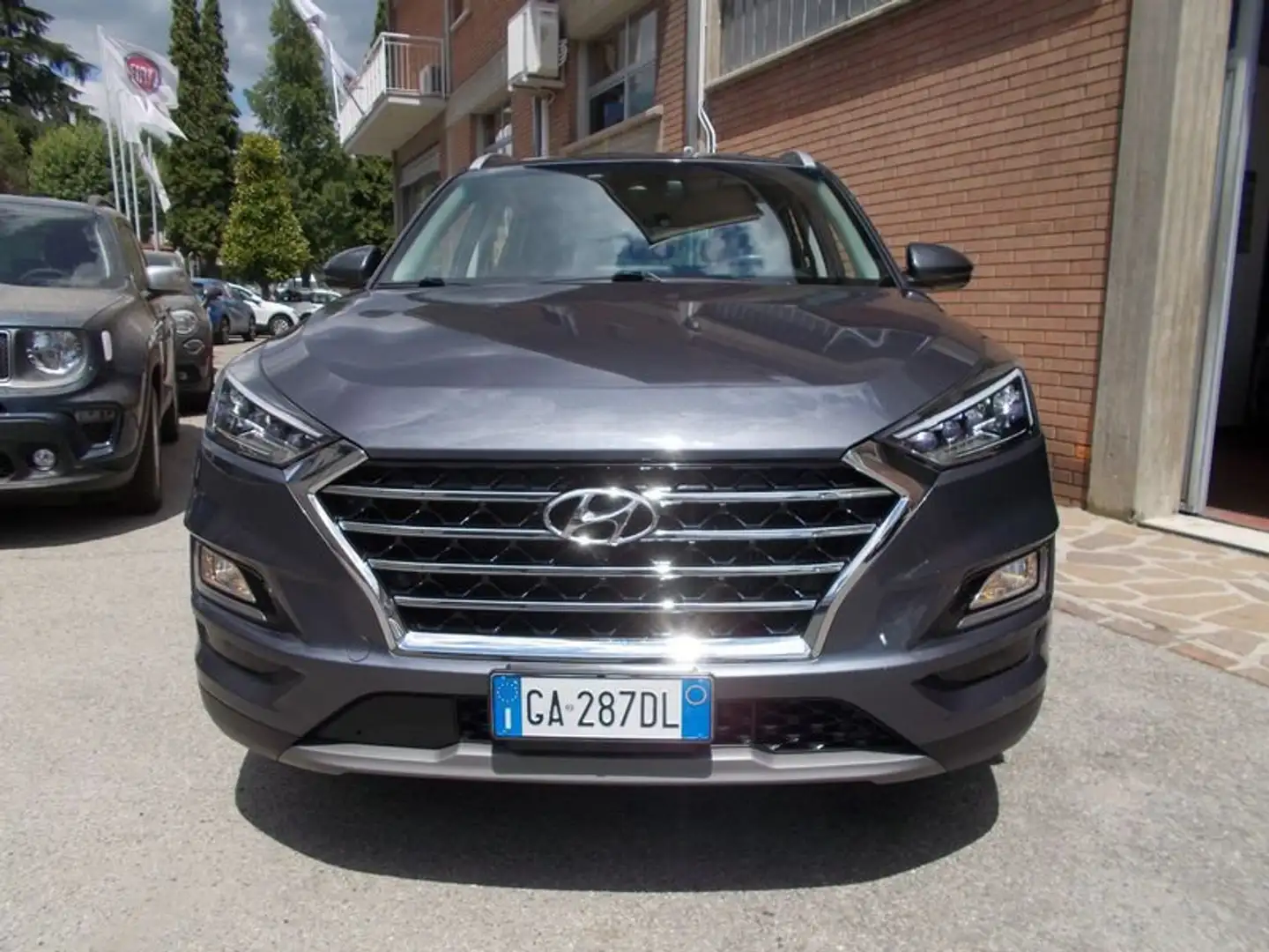 Hyundai TUCSON 2.0 CRDi 48V 4WD aut. Exellence Gris - 1