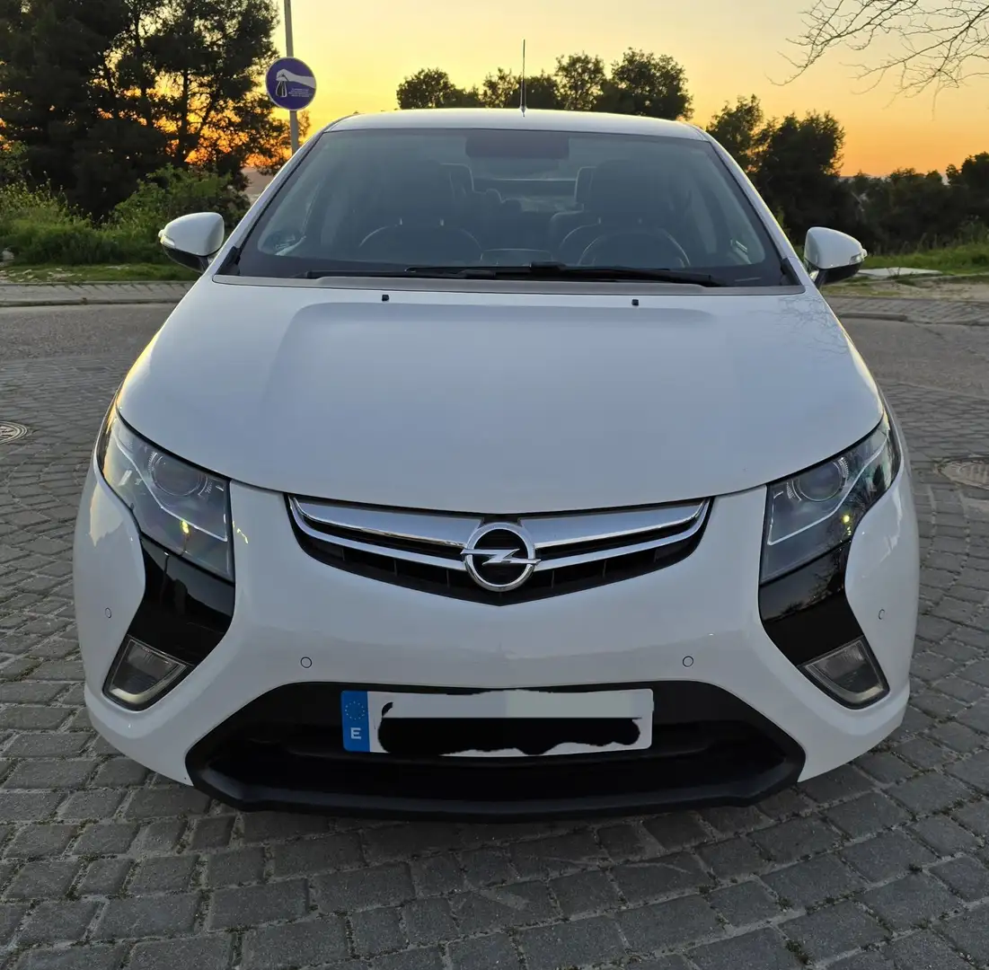 Opel Ampera Selective - 2